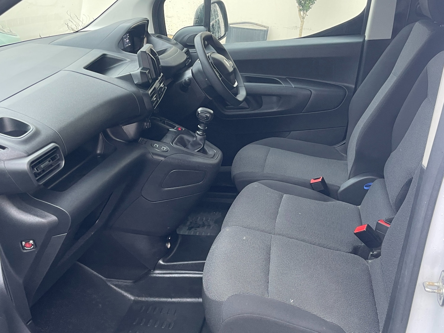 Used Peugeot Partner 2024 for sale - 77023590: Photo 10