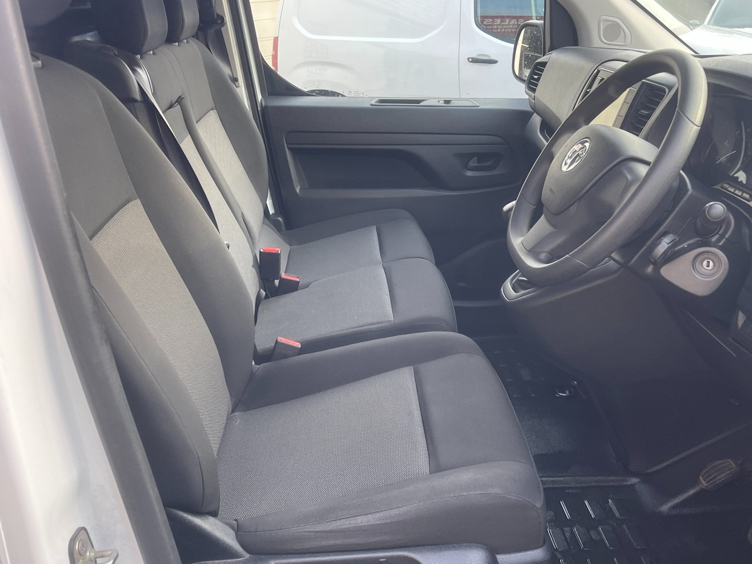 Used Vauxhall Vivaro 2023 for sale - 77591861: Photo 9