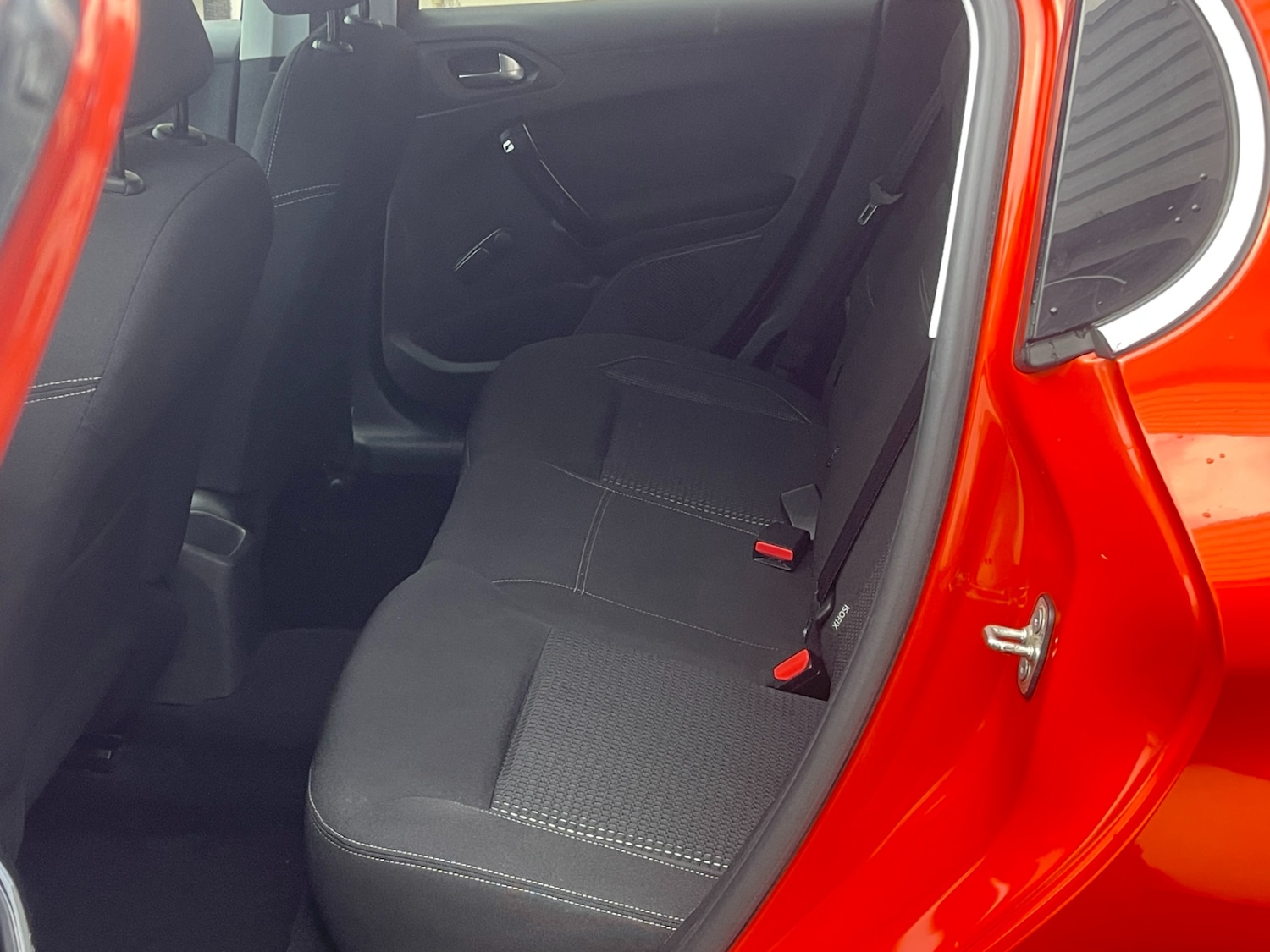 Used Peugeot 208 2017 for sale - 76845919: Photo 11