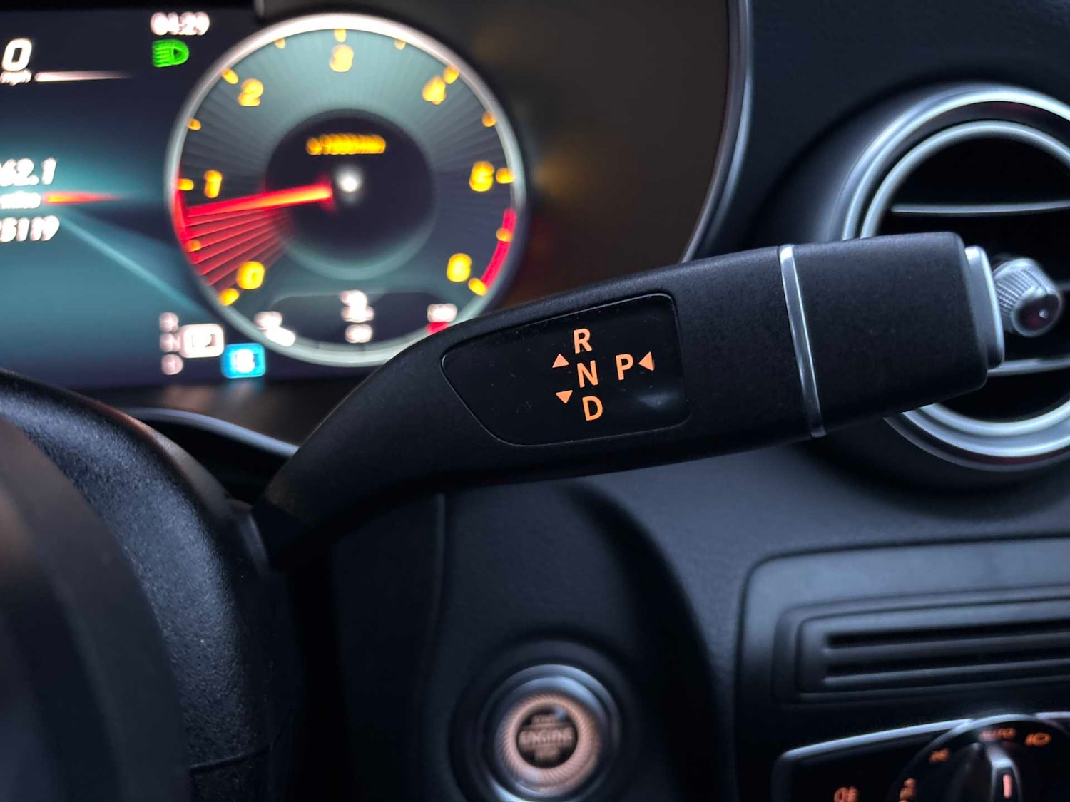 Used Mercedes-Benz GLC 2022 for sale - 77397801: Photo 30