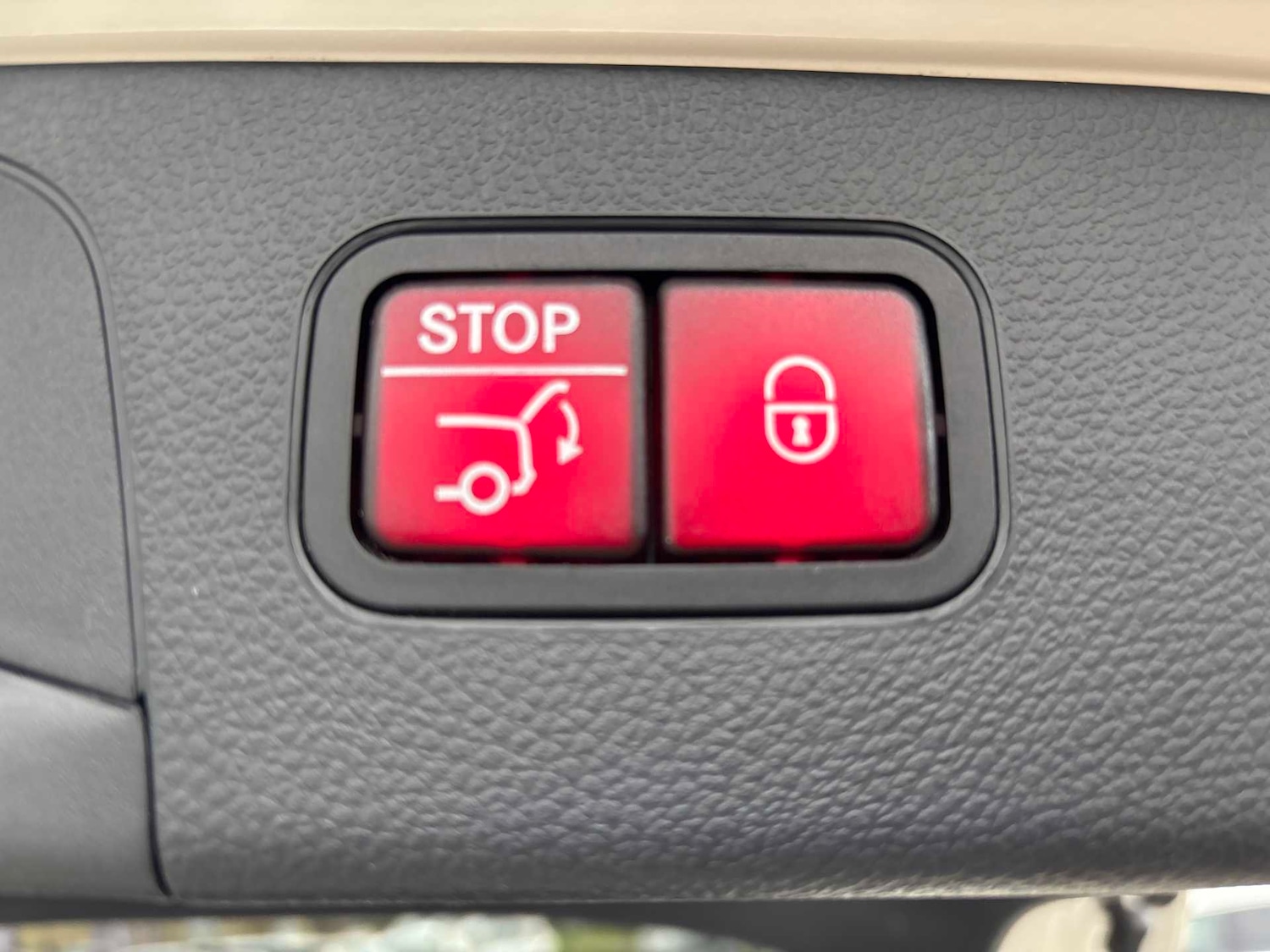 Used Mercedes-Benz GLC 2020 for sale - 76648838: Photo 8