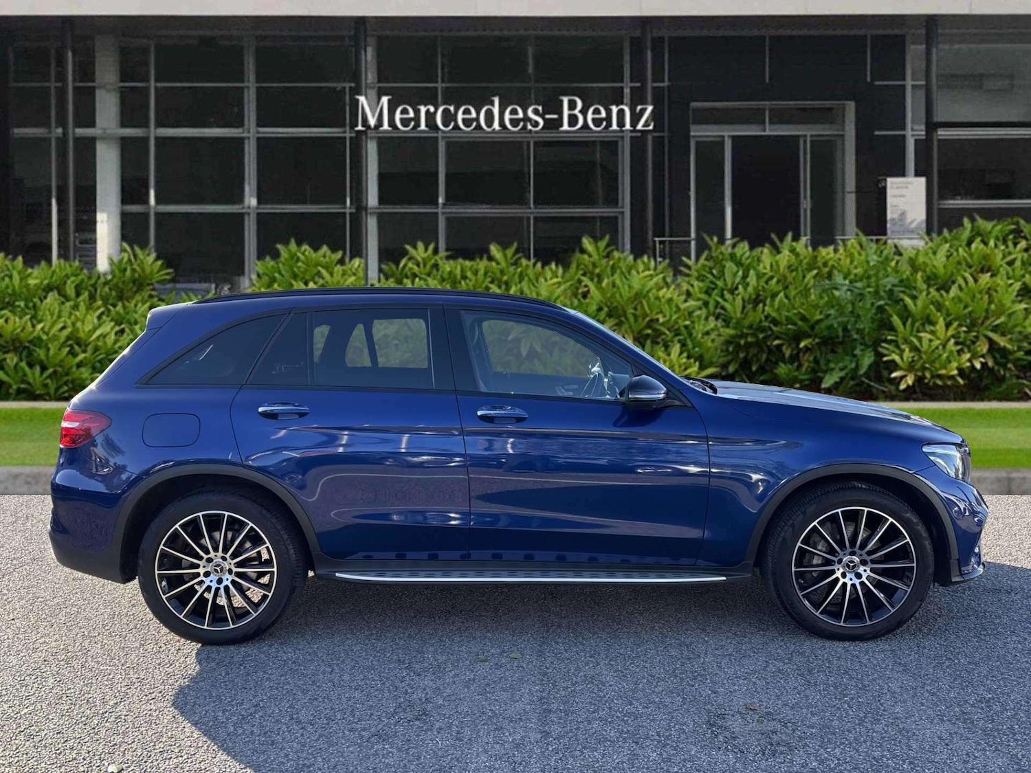 Used Mercedes-Benz GLC 2019 for sale - 76610561: Photo 5