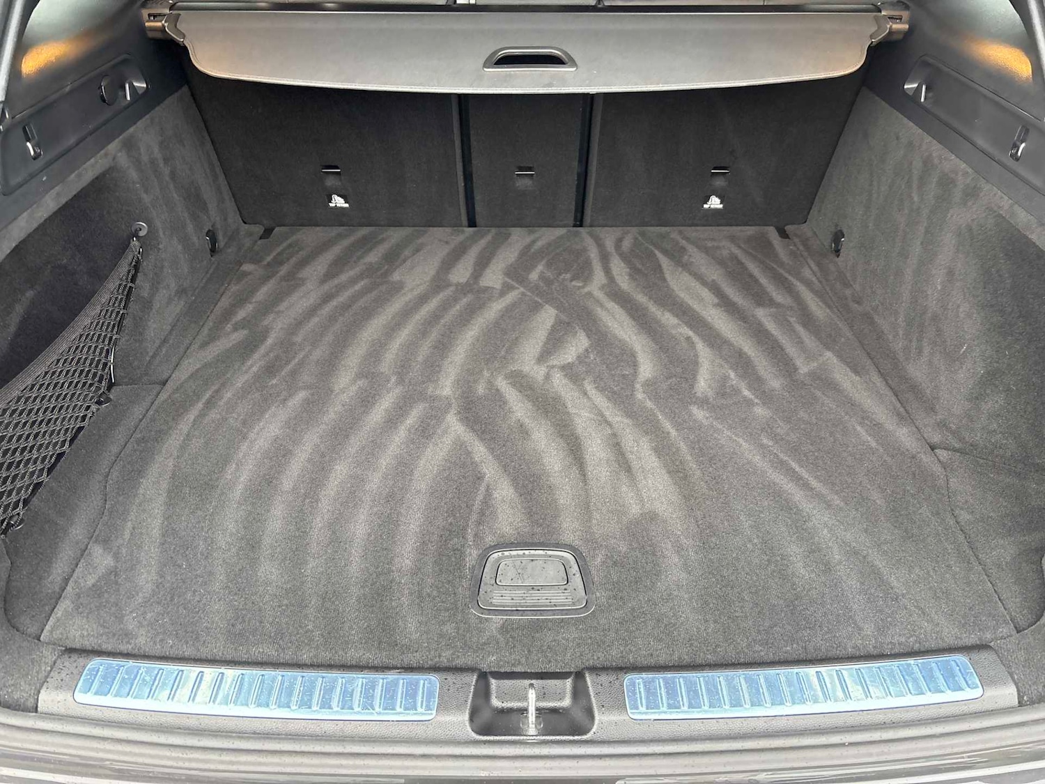 Used Mercedes-Benz EQC 2023 for sale - 77996000: Photo 7