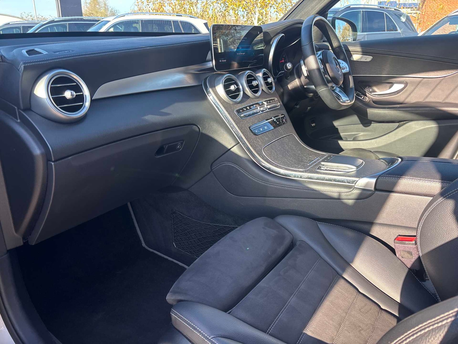 Used Mercedes-Benz GLC 2020 for sale - 76636814: Photo 17