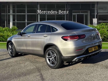 Used Mercedes-Benz GLC 2020 for sale - 76636814: Photo