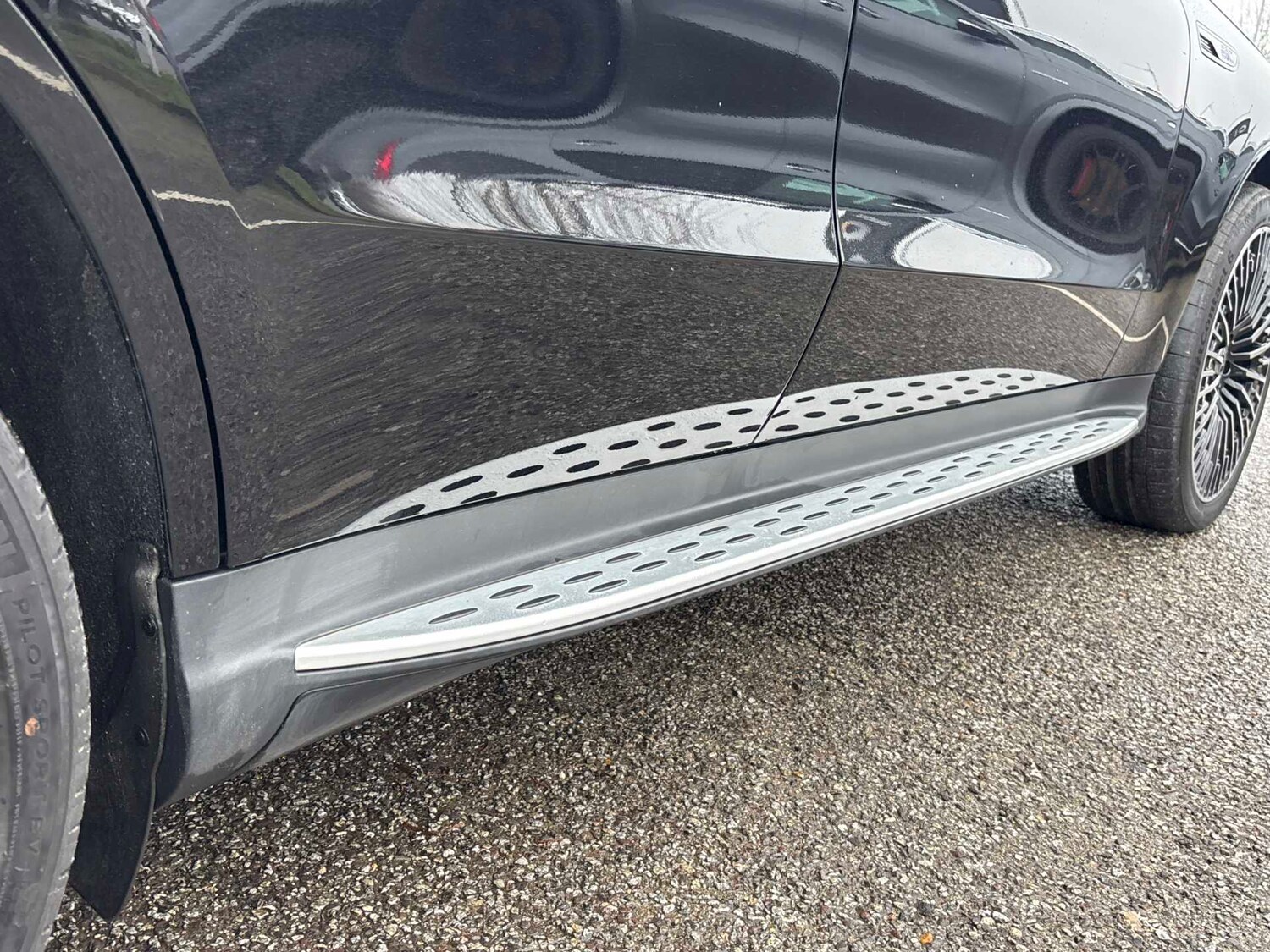 Used Mercedes-Benz EQC 2023 for sale - 77472629: Photo 17