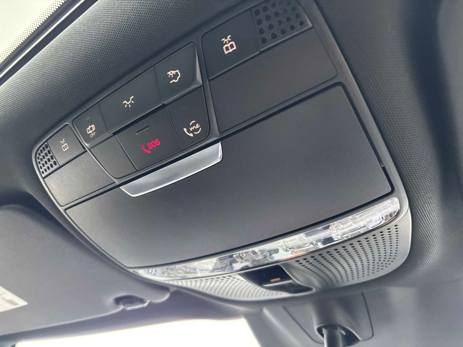 Used Mercedes-Benz EQC 2023 for sale - 77472629: Photo 35