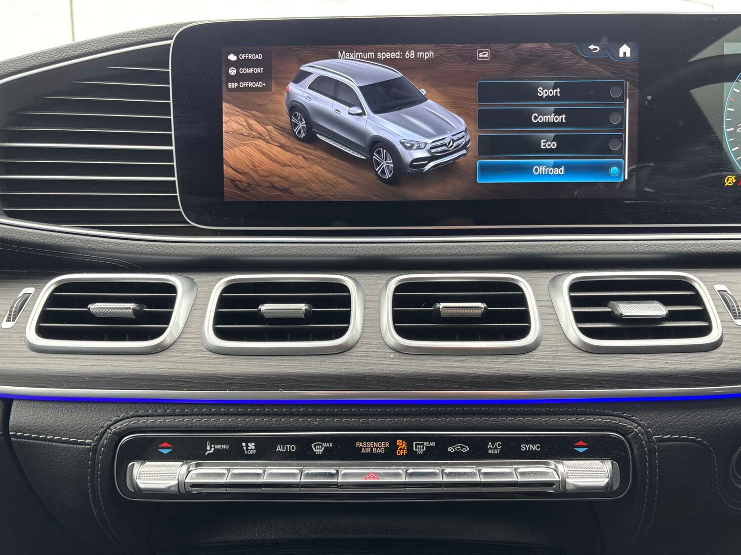 Used Mercedes-Benz GLE 2022 for sale - 77861488: Photo 35