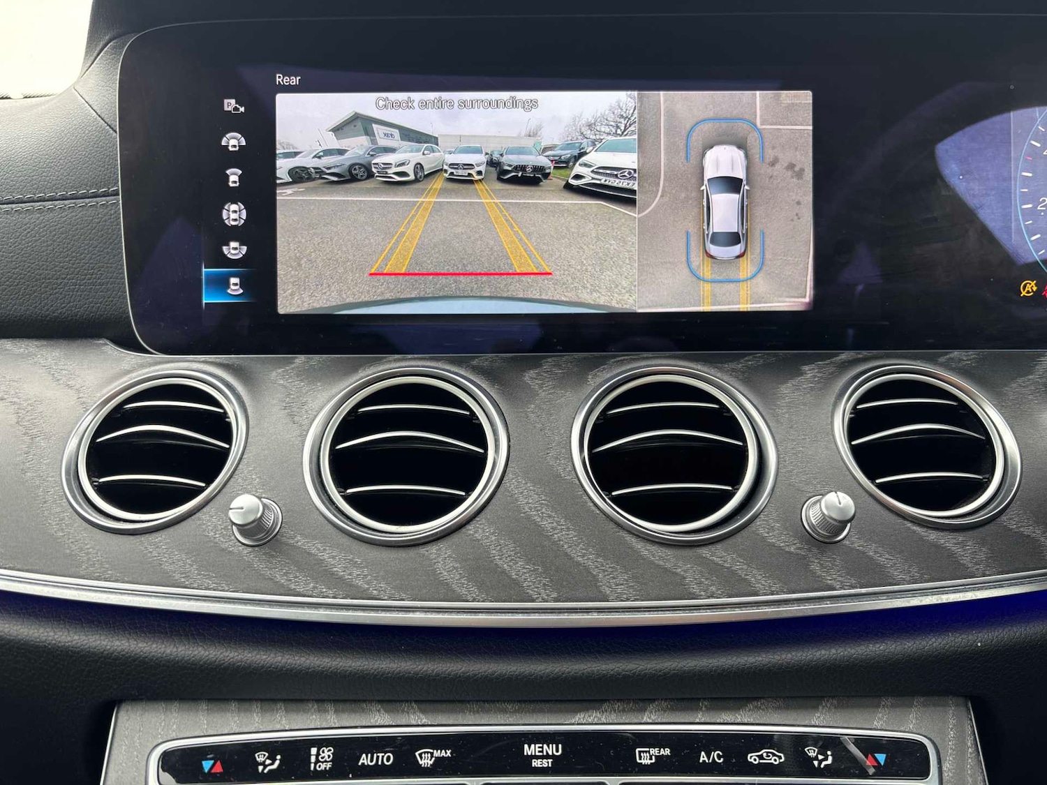 Used Mercedes-Benz E Class 2021 for sale - 77996155: Photo 35