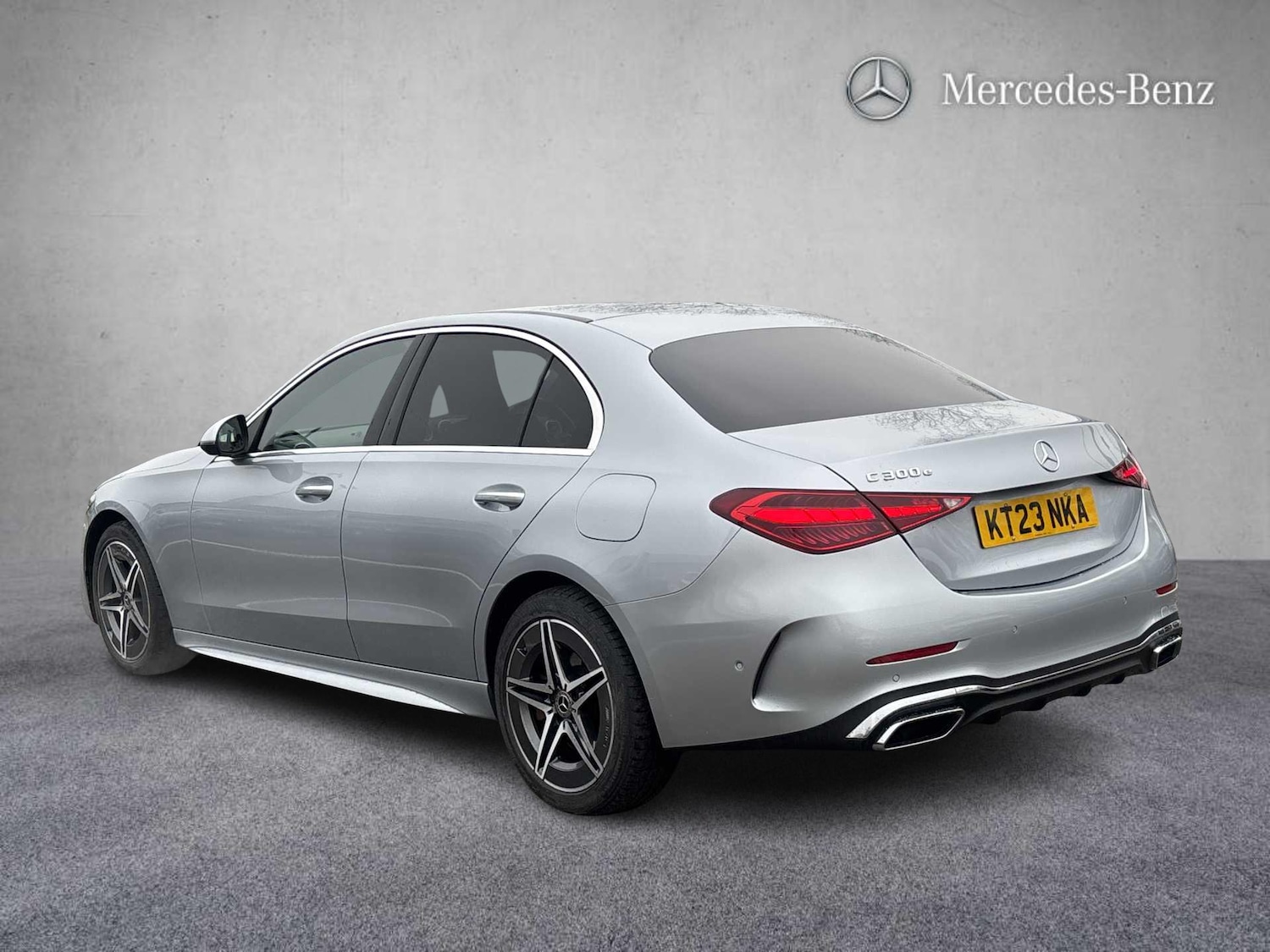 Used Mercedes-Benz C Class 2023 for sale - 77361444: Photo 2