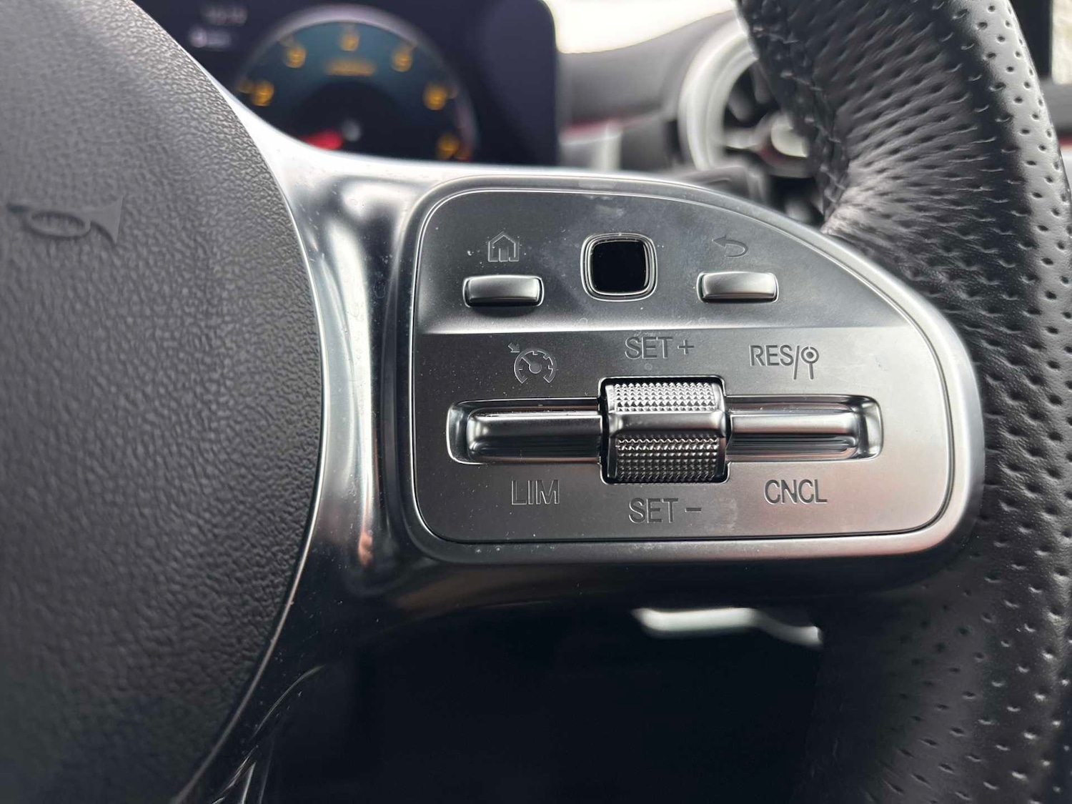 Used Mercedes-Benz CLA 2022 for sale - 76610651: Photo 24