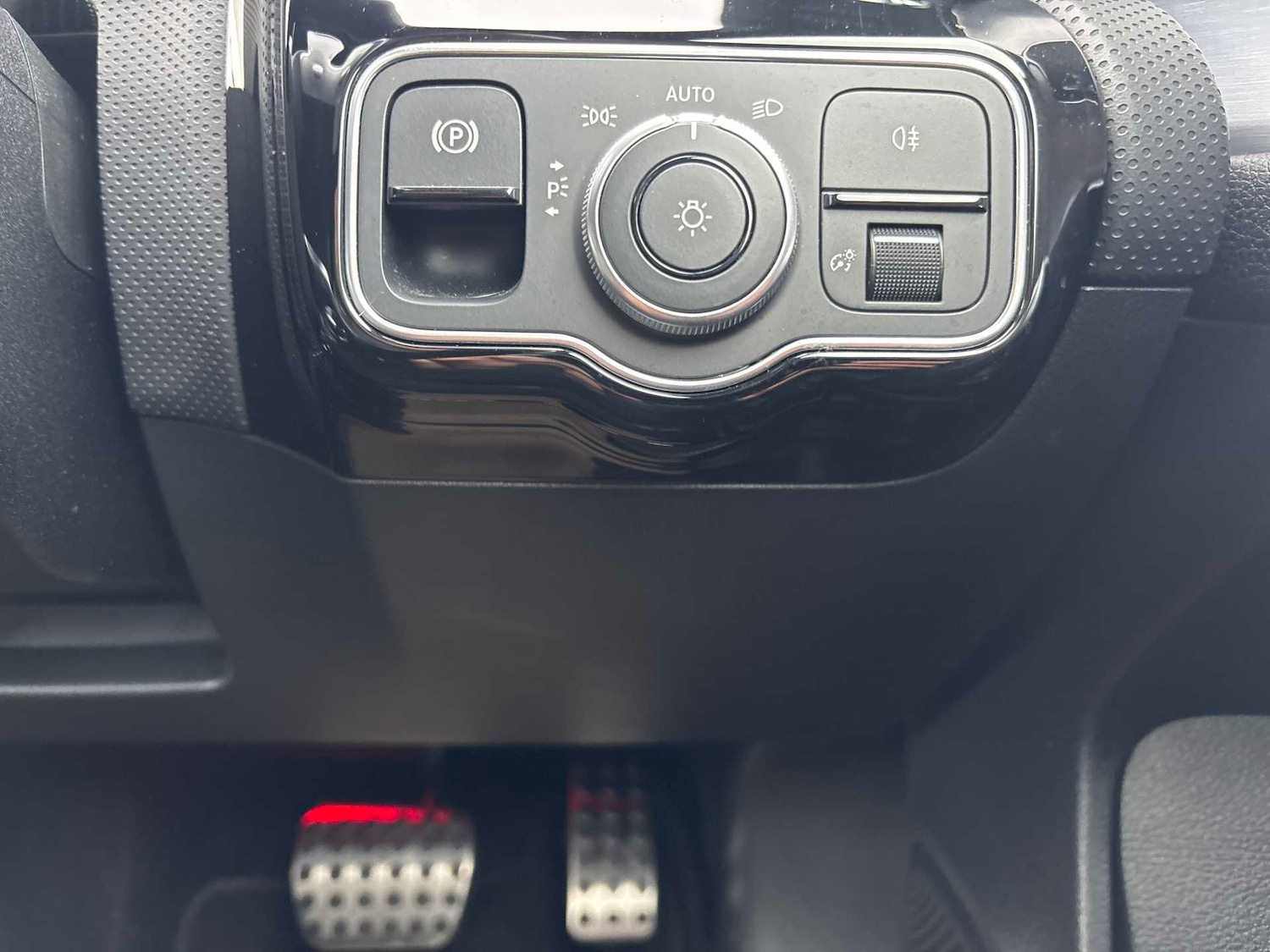 Used Mercedes-Benz CLA 2022 for sale - 76610651: Photo 30