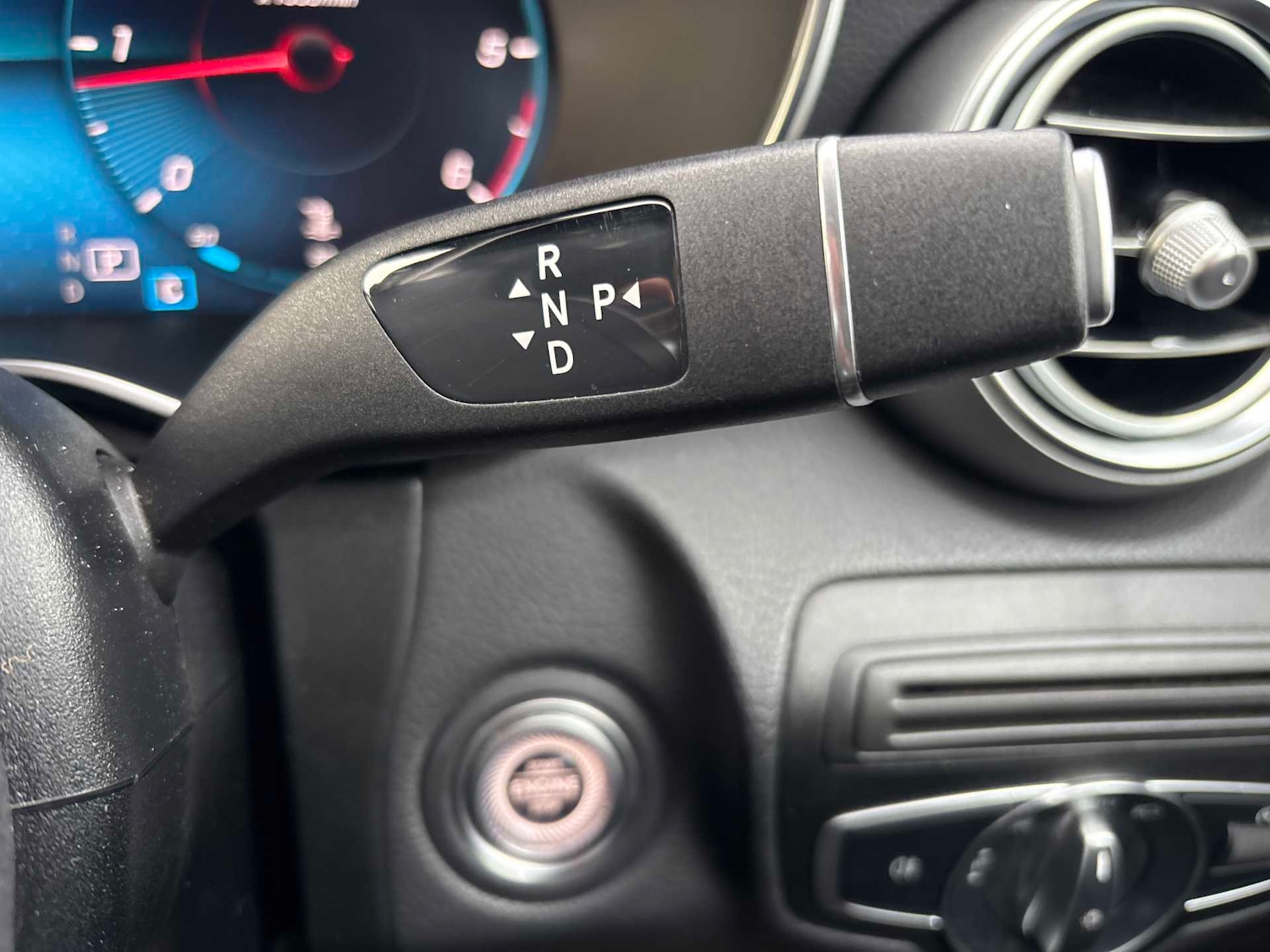 Used Mercedes-Benz GLC 2022 for sale - 76746040: Photo 27