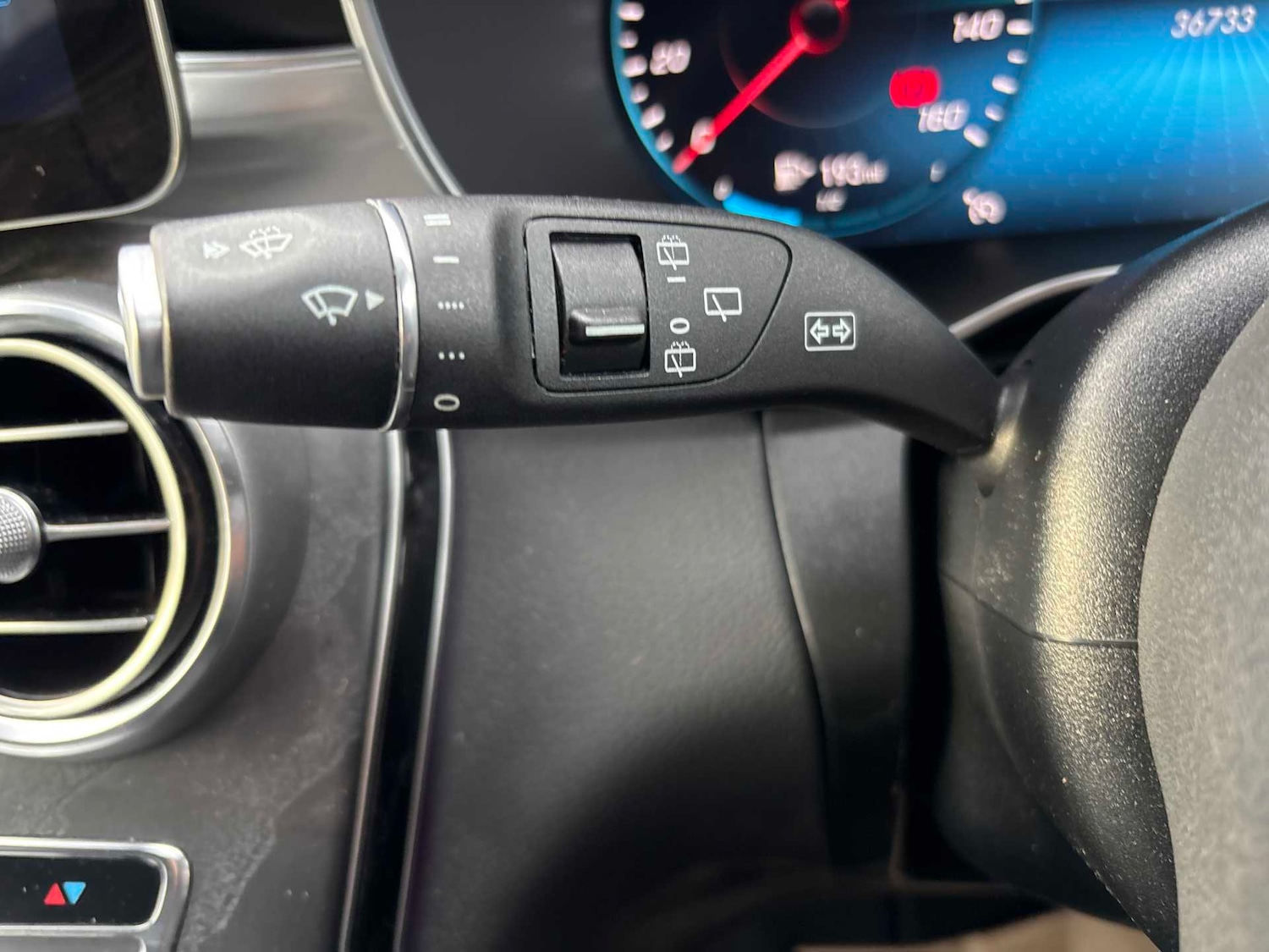 Used Mercedes-Benz GLC 2022 for sale - 76746040: Photo 28