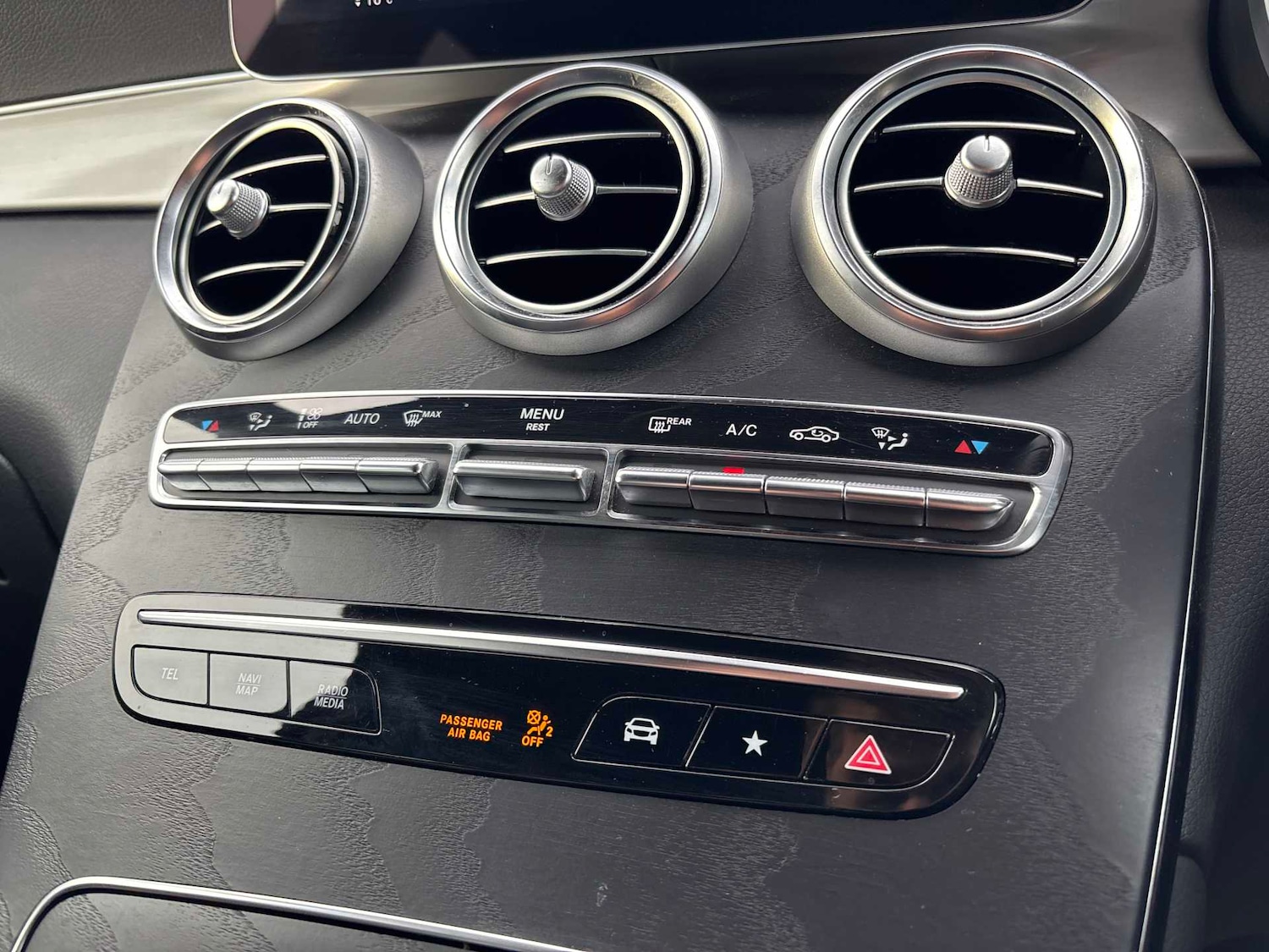 Used Mercedes-Benz GLC 2022 for sale - 76746040: Photo 30