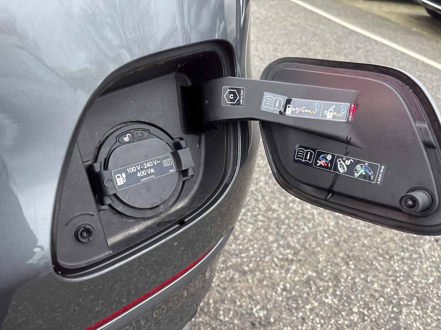 Used Mercedes-Benz GLC 2023 for sale - 77373749: Photo 18