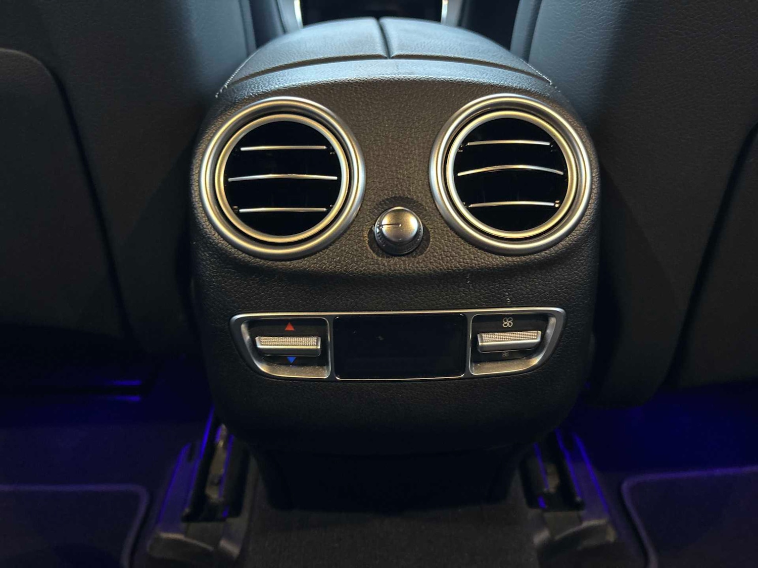 Used Mercedes-Benz GLC 2023 for sale - 77373749: Photo 23