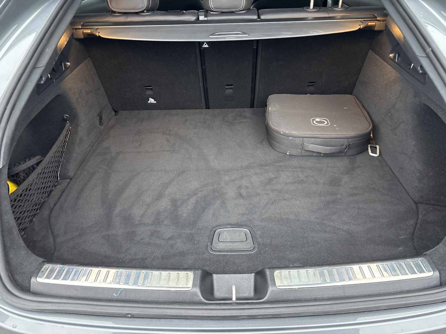 Used Mercedes-Benz GLC 2023 for sale - 77373749: Photo 7