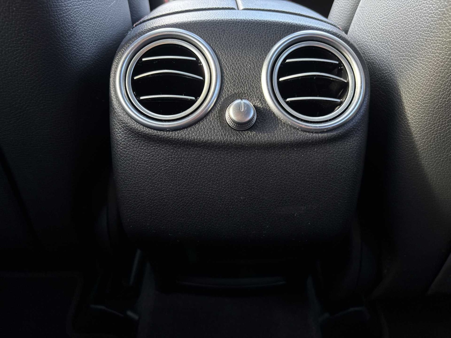 Used Mercedes-Benz GLC 2019 for sale - 76362536: Photo 20