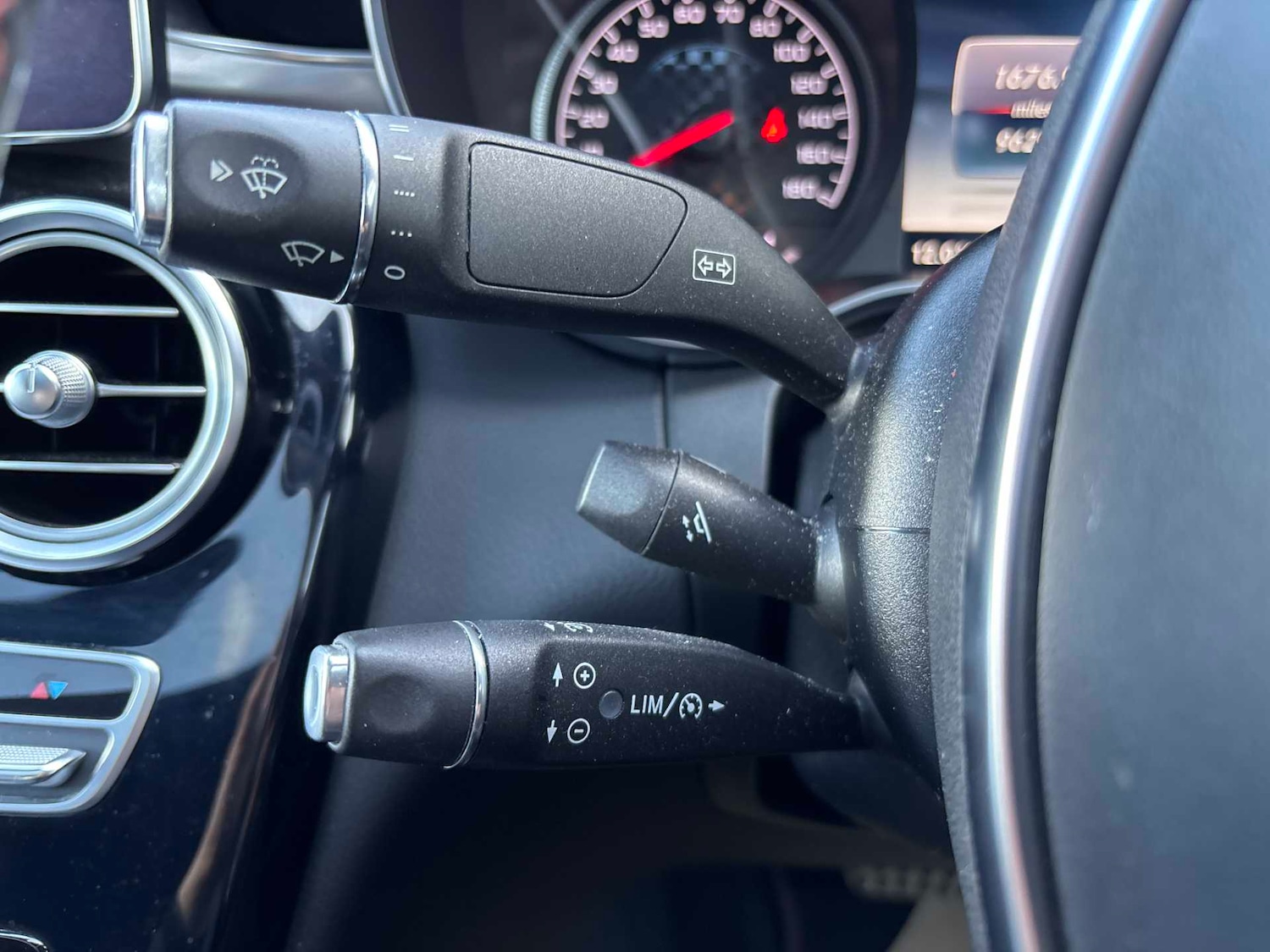 Used Mercedes-Benz GLC 2019 for sale - 76362536: Photo 26