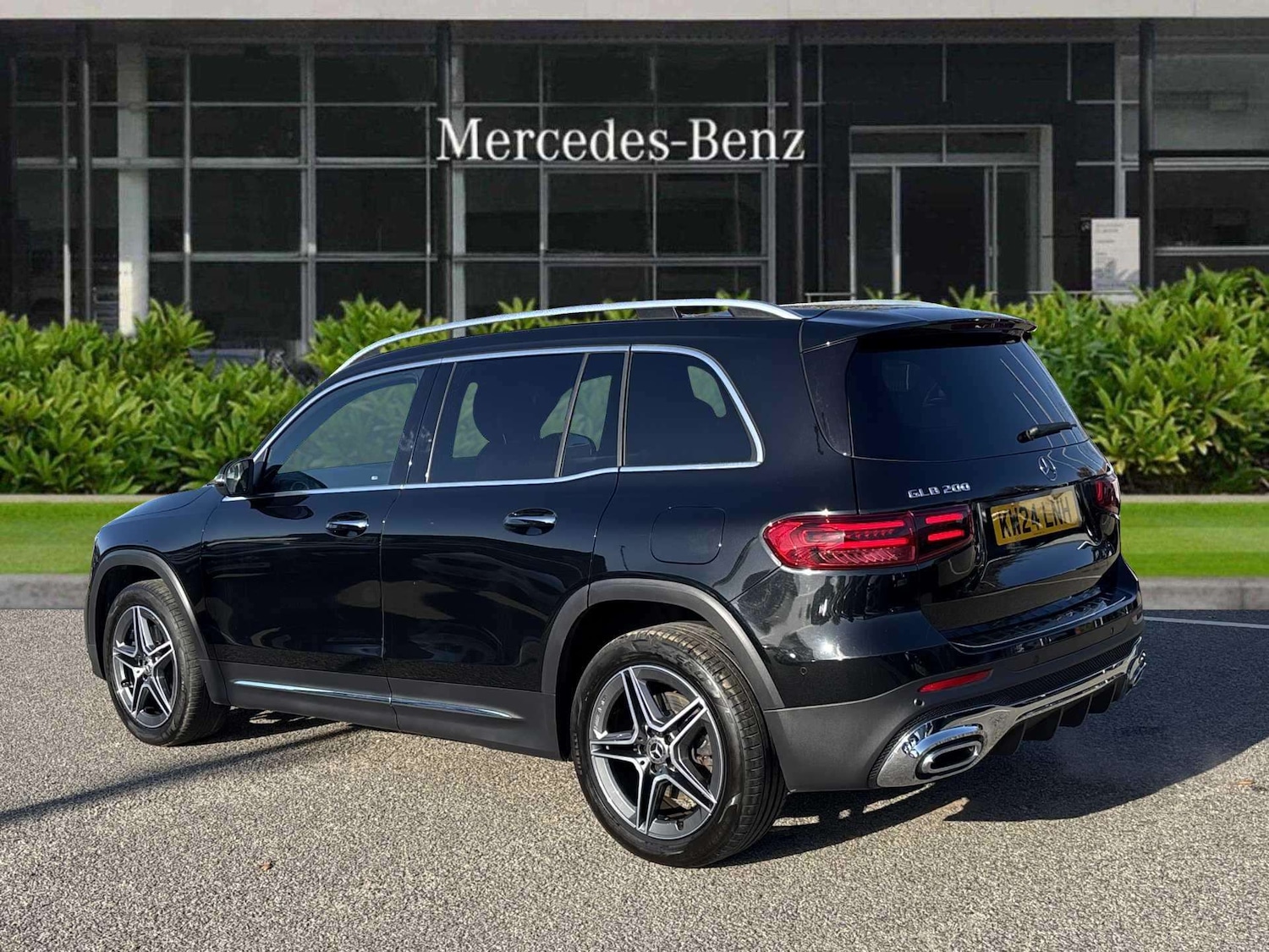 Used Mercedes-Benz GLB 2024 for sale - 76501759: Photo 2