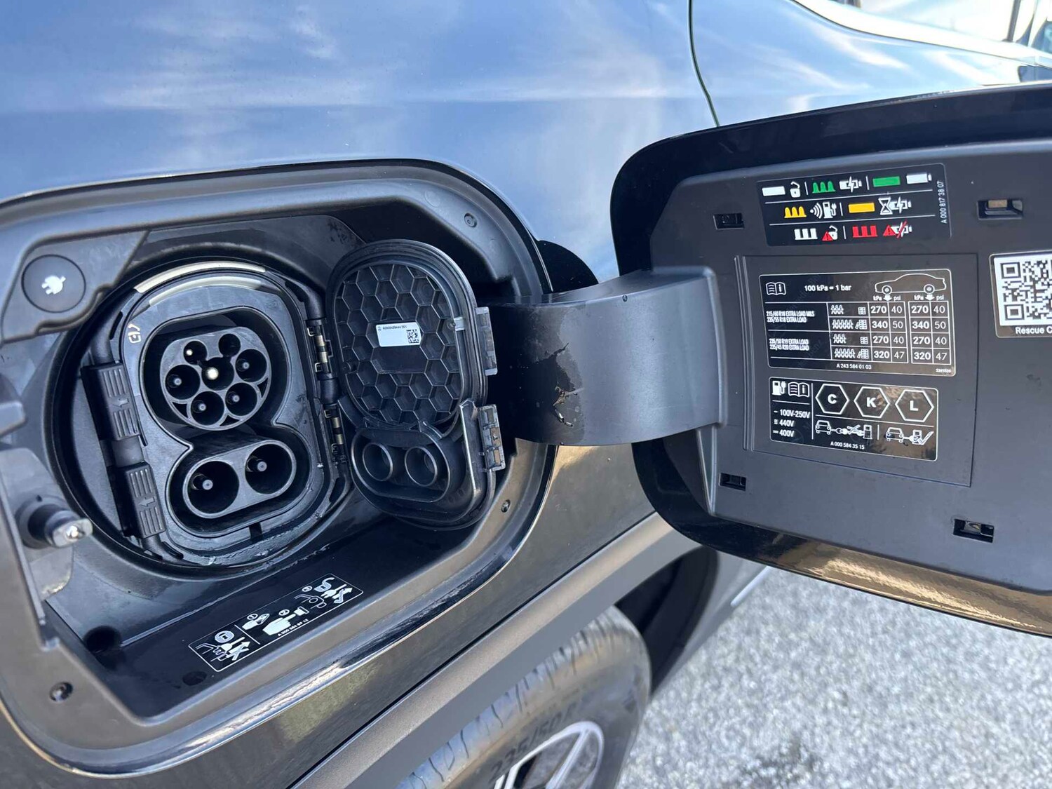 Used Mercedes-Benz EQB 2024 for sale - 77397879: Photo 15