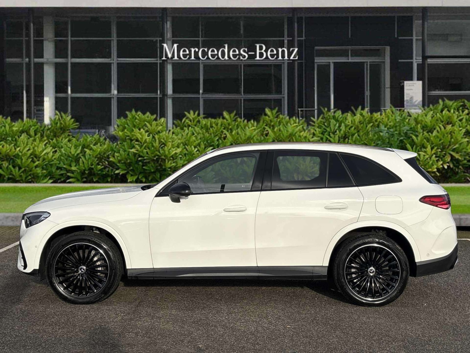 Used Mercedes-Benz GLC 2025 for sale - 76435771: Photo 3