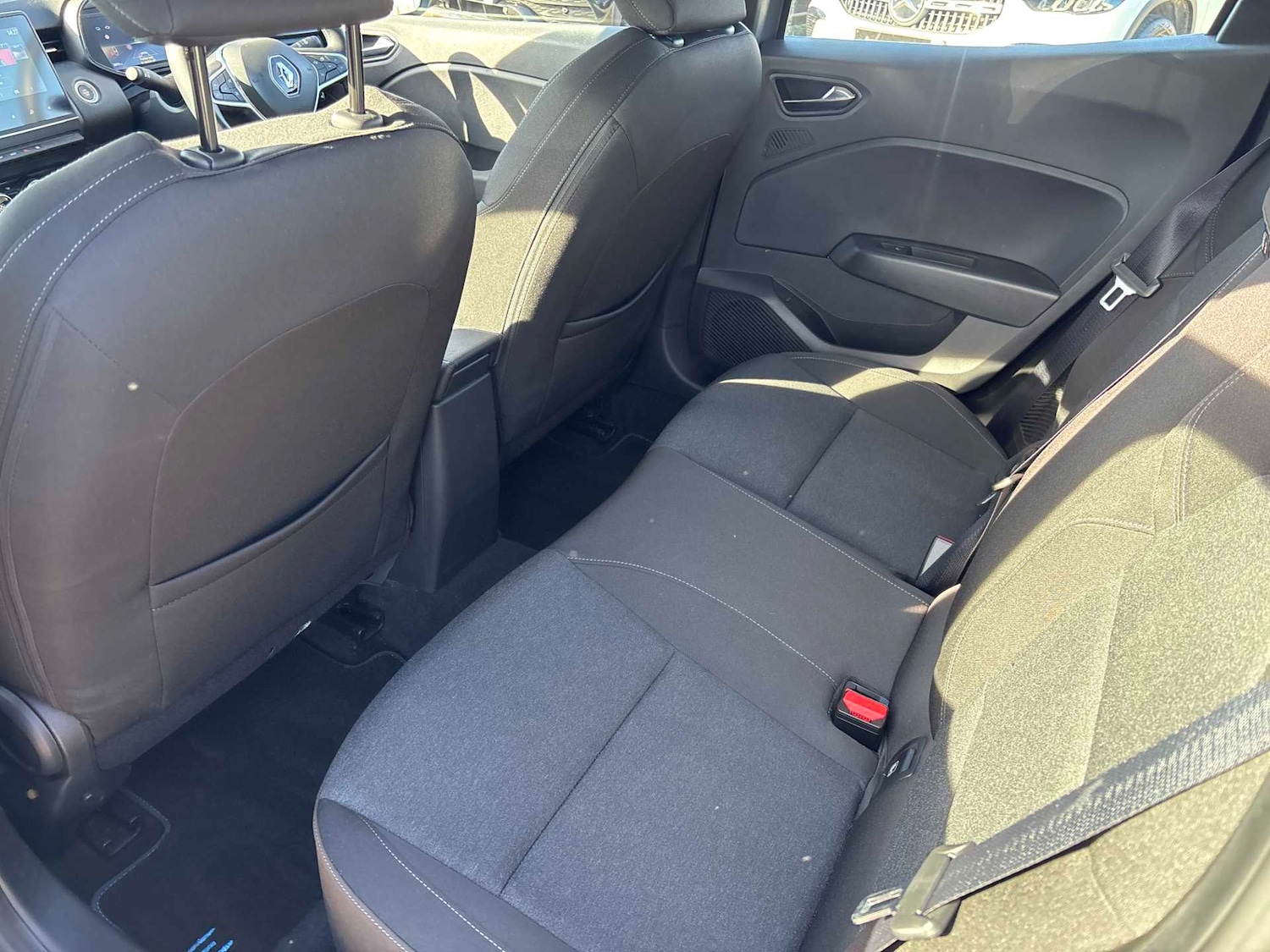 Used Renault Clio 2023 for sale - 77615591: Photo 18