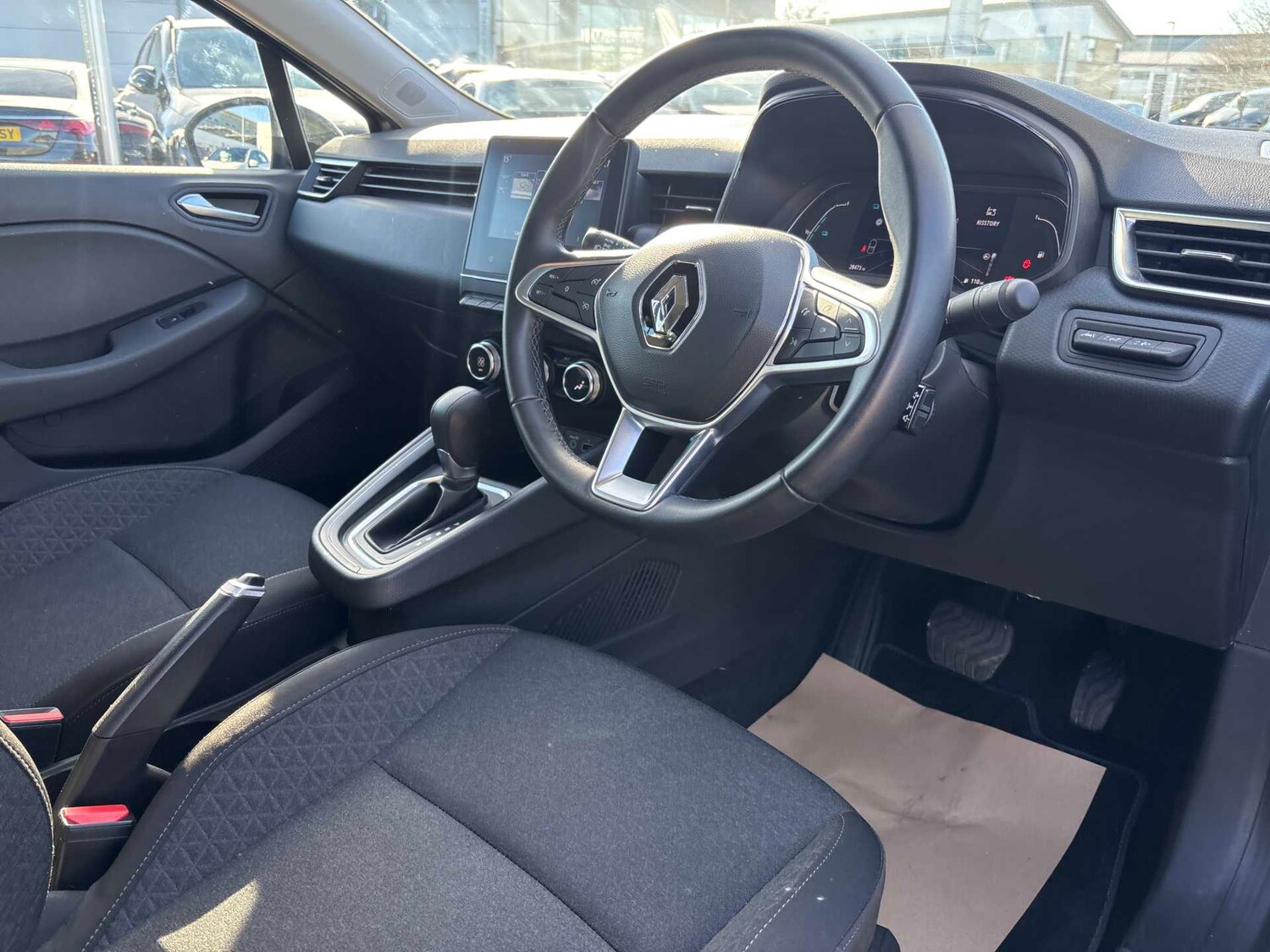 Used Renault Clio 2023 for sale - 77615591: Photo 21