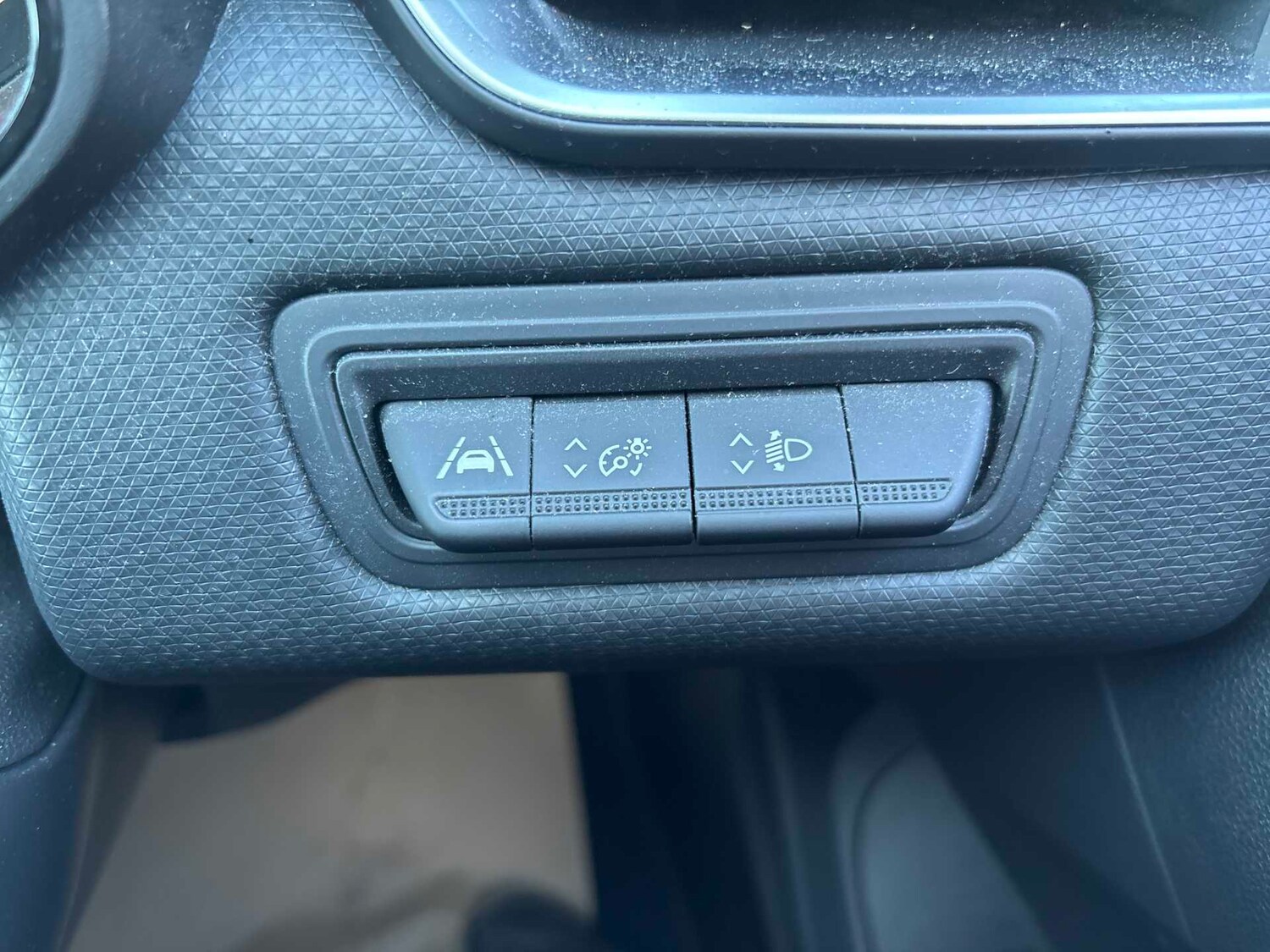 Used Renault Clio 2023 for sale - 77615591: Photo 28