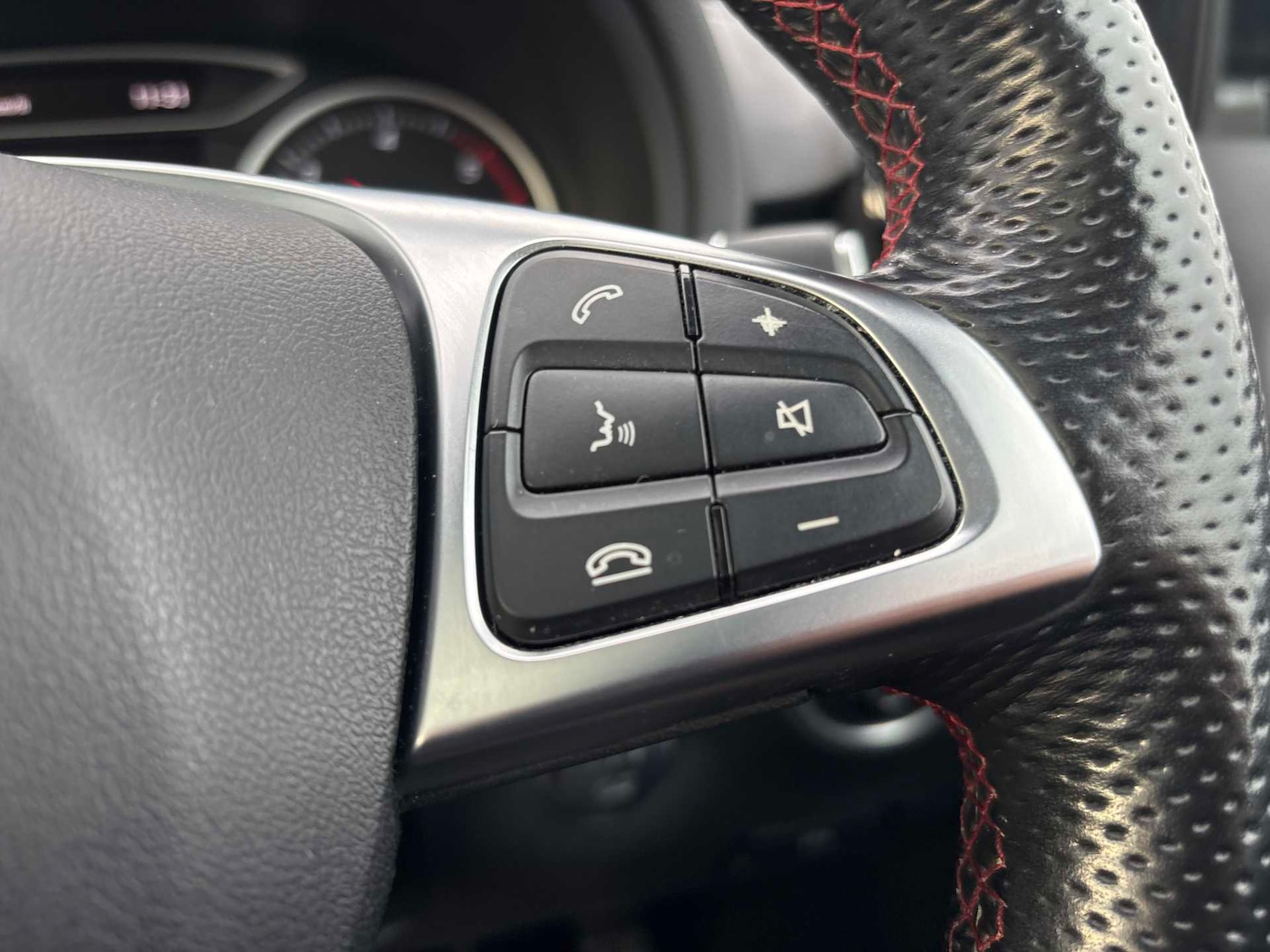 Used Mercedes-Benz B Class 2018 for sale - 76955321: Photo 21