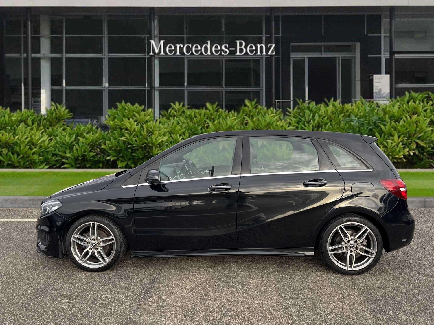 Used Mercedes-Benz B Class 2018 for sale - 76955321: Photo 3