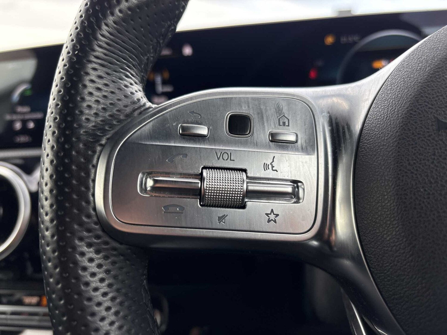 Used Mercedes-Benz CLA 2019 for sale - 75711046: Photo 23