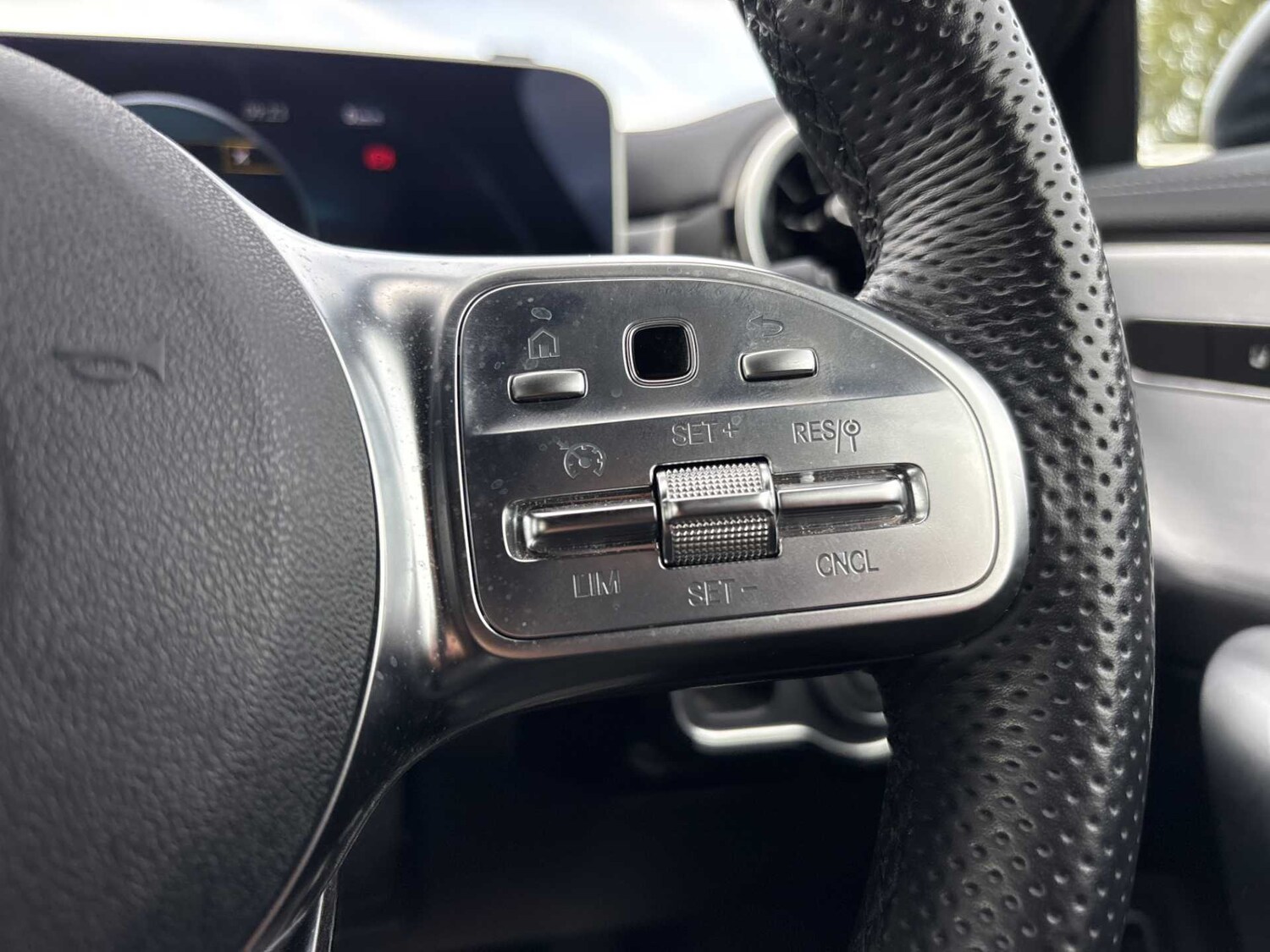 Used Mercedes-Benz CLA 2019 for sale - 75711046: Photo 24