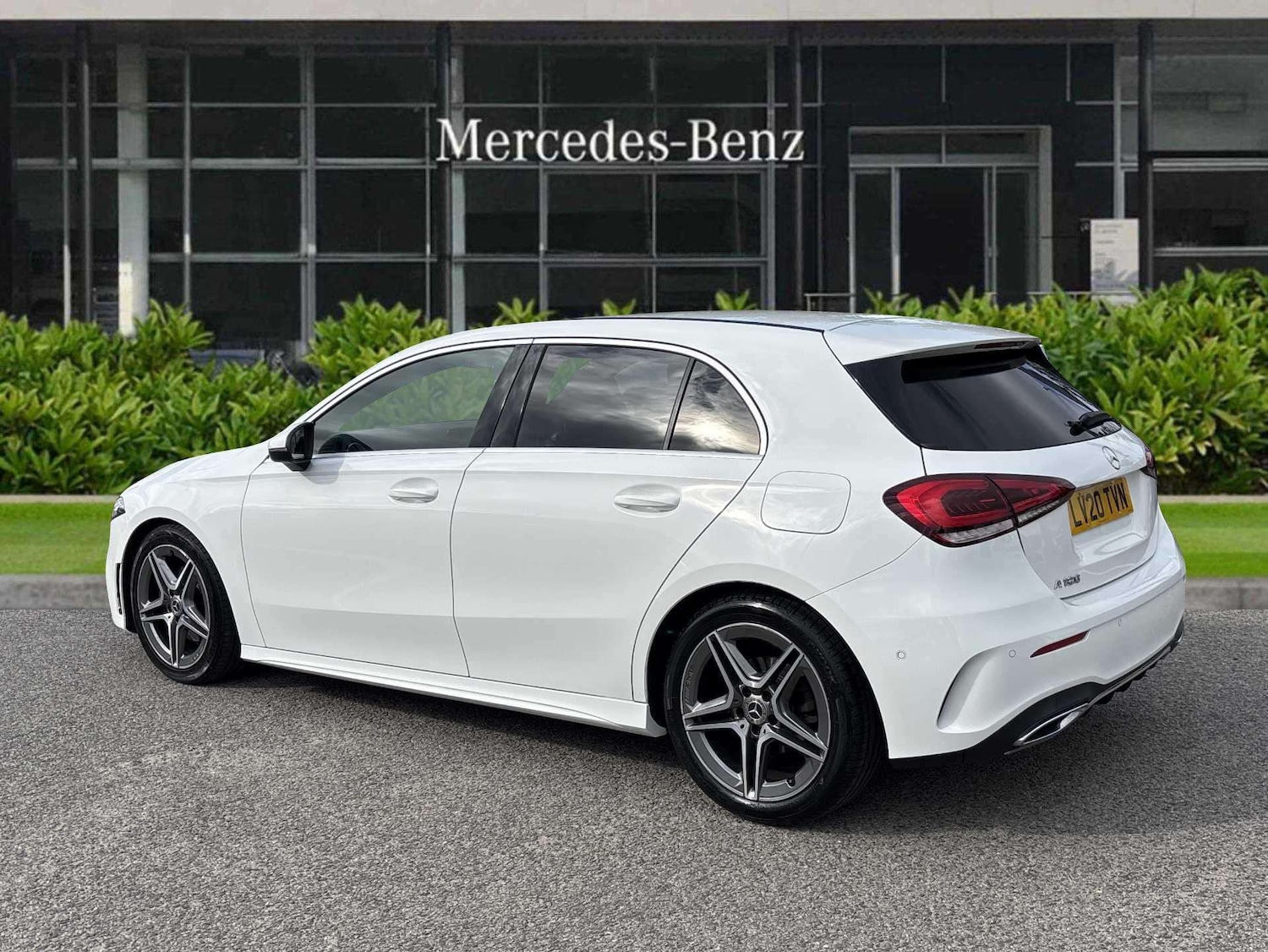 Used Mercedes-Benz A-Class 2020 for sale - 76435744: Photo 2