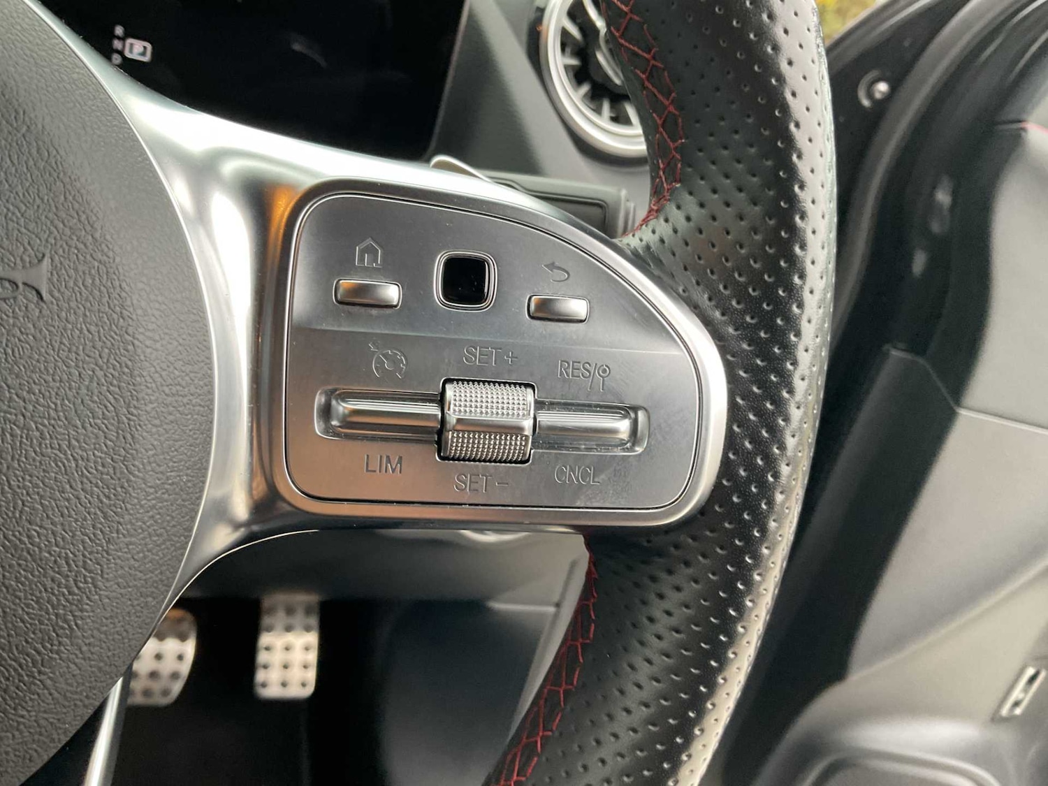 Used Mercedes-Benz GLA 2023 for sale - 76889780: Photo 26