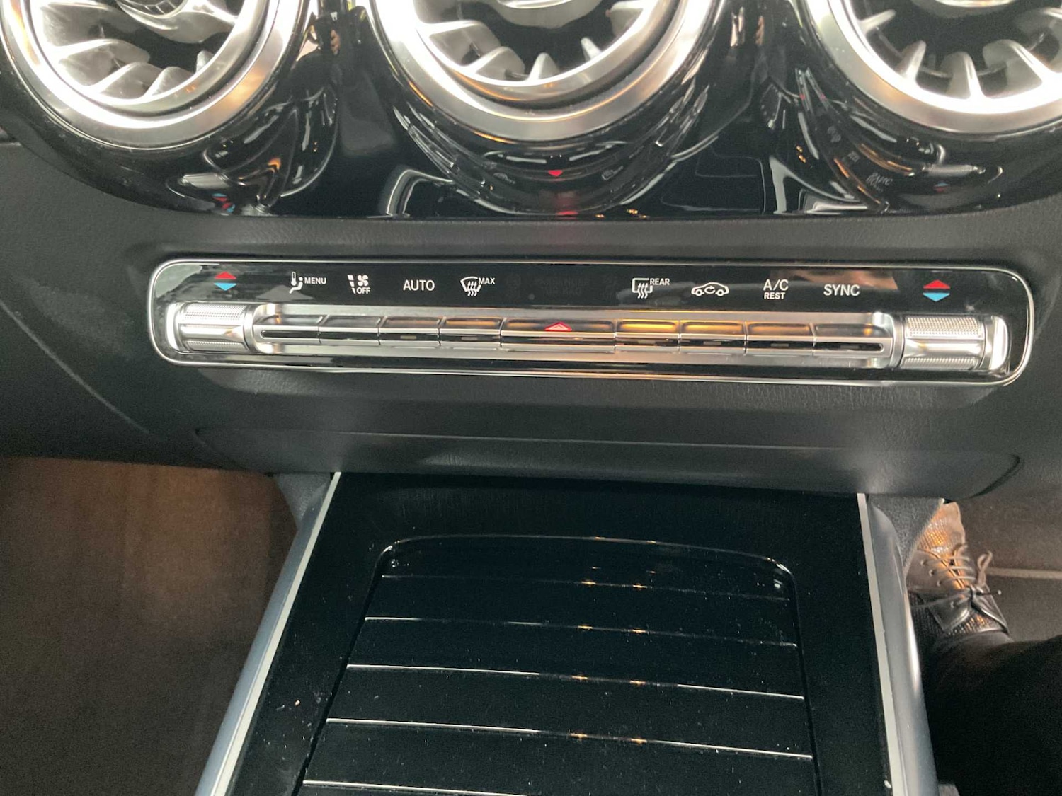 Used Mercedes-Benz GLA 2023 for sale - 76889780: Photo 31