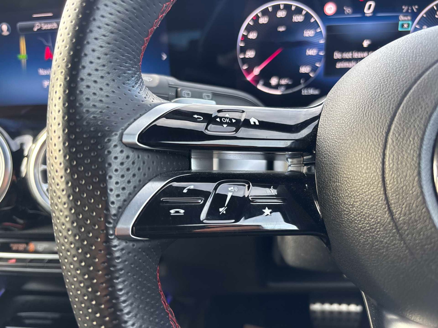 Used Mercedes-Benz GLB 2024 for sale - 76501742: Photo 26