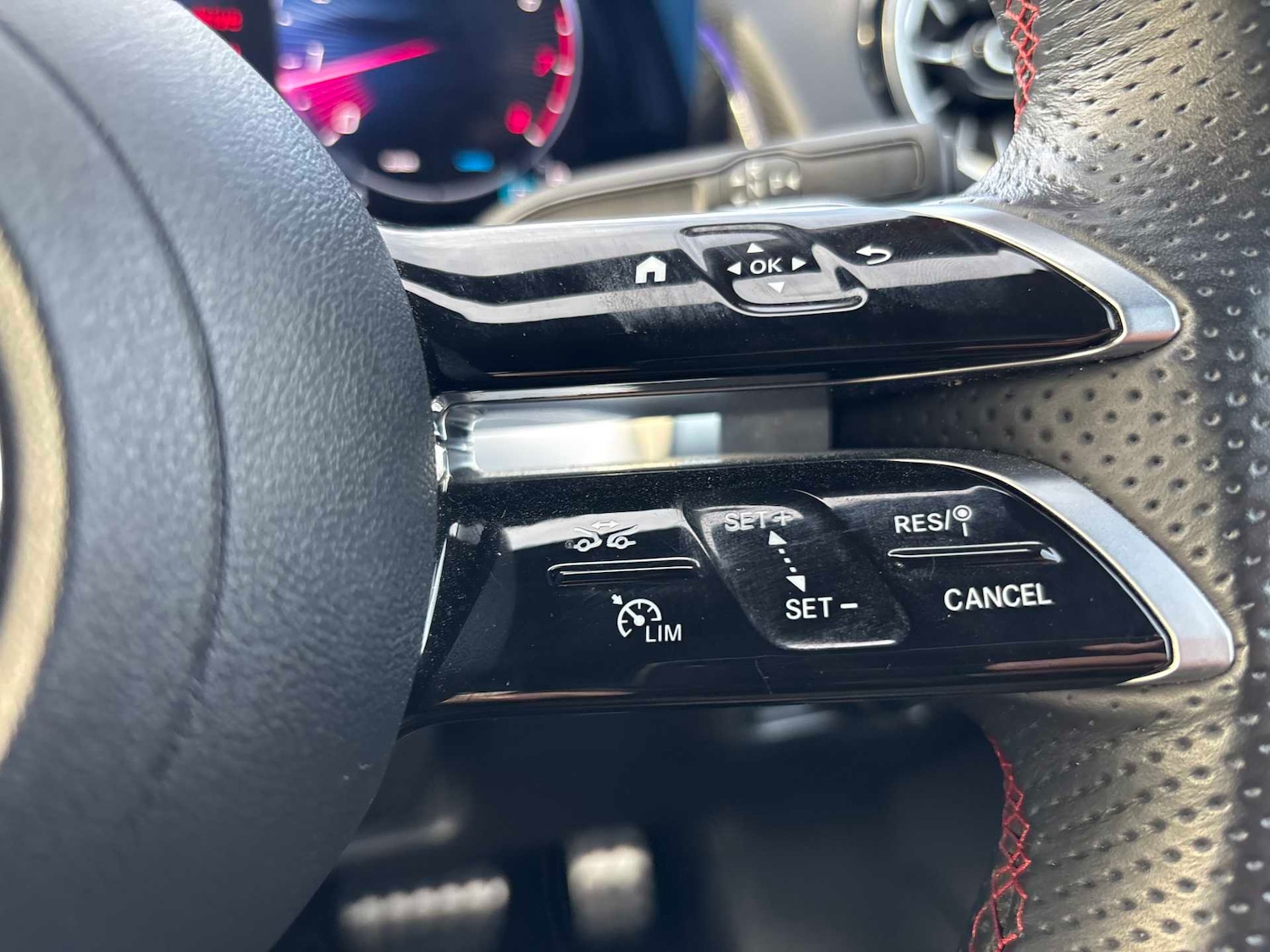 Used Mercedes-Benz GLB 2024 for sale - 76501742: Photo 27