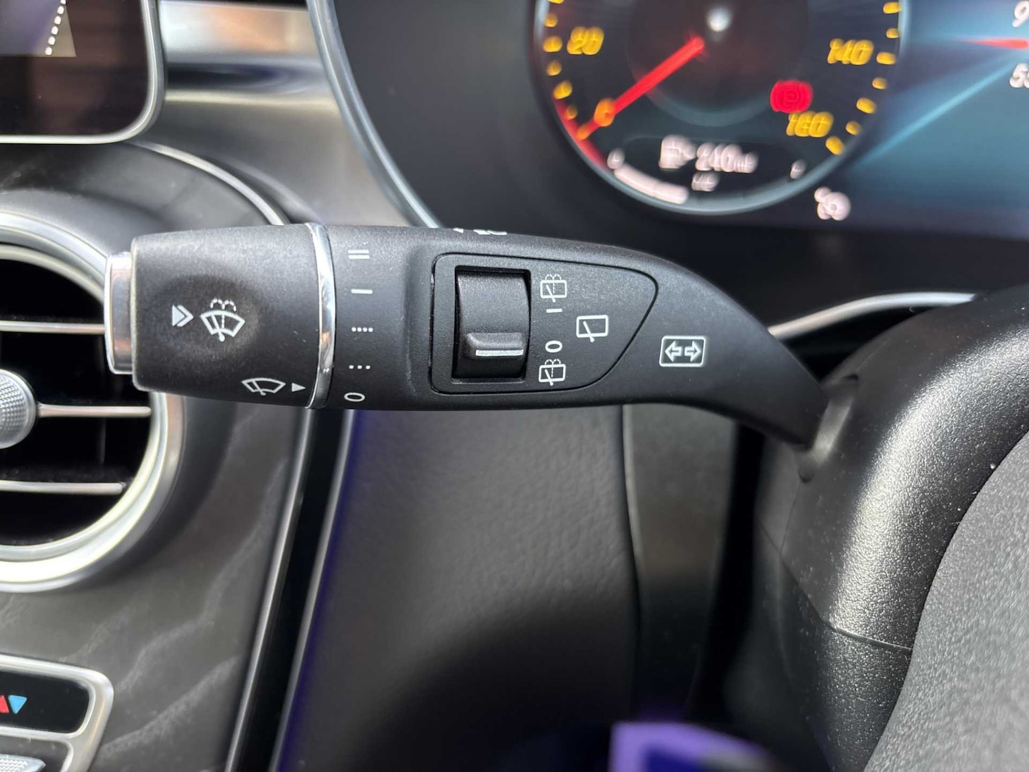 Used Mercedes-Benz GLC 2019 for sale - 76156143: Photo 27