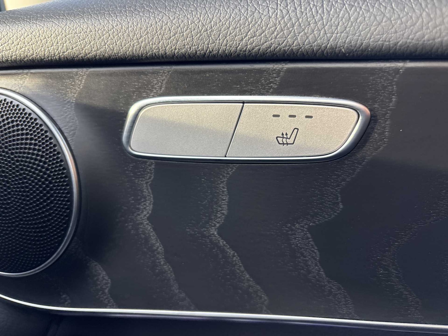Used Mercedes-Benz GLC 2019 for sale - 76156143: Photo 29