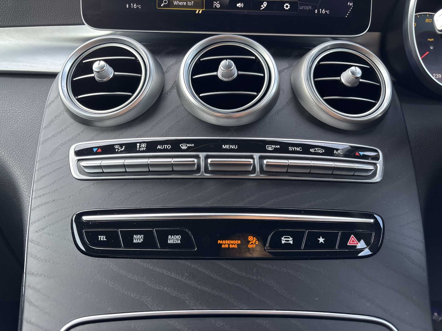 Used Mercedes-Benz GLC 2019 for sale - 76156143: Photo 33