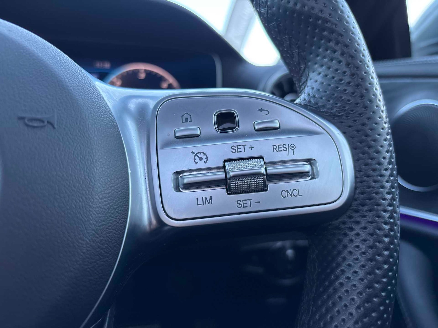 Used Mercedes-Benz E Class 2019 for sale - 76648969: Photo 26