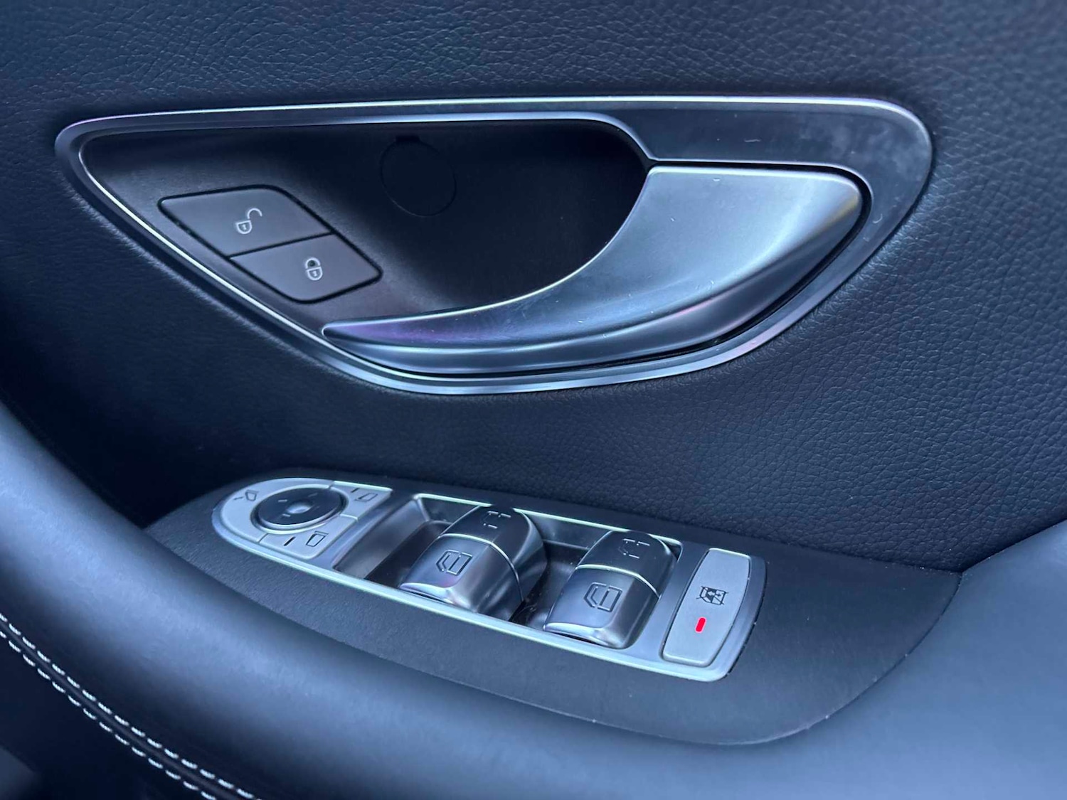 Used Mercedes-Benz E Class 2019 for sale - 76648969: Photo 31