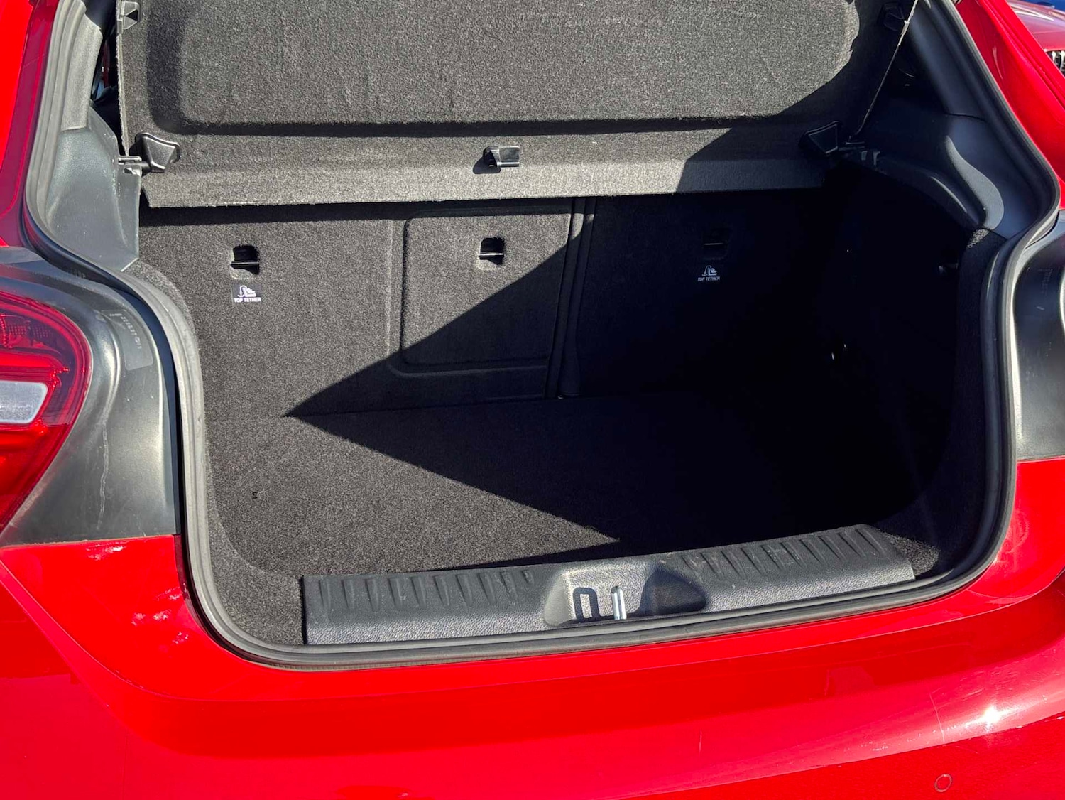 Used Mercedes-Benz A-Class 2017 for sale - 77972635: Photo 7