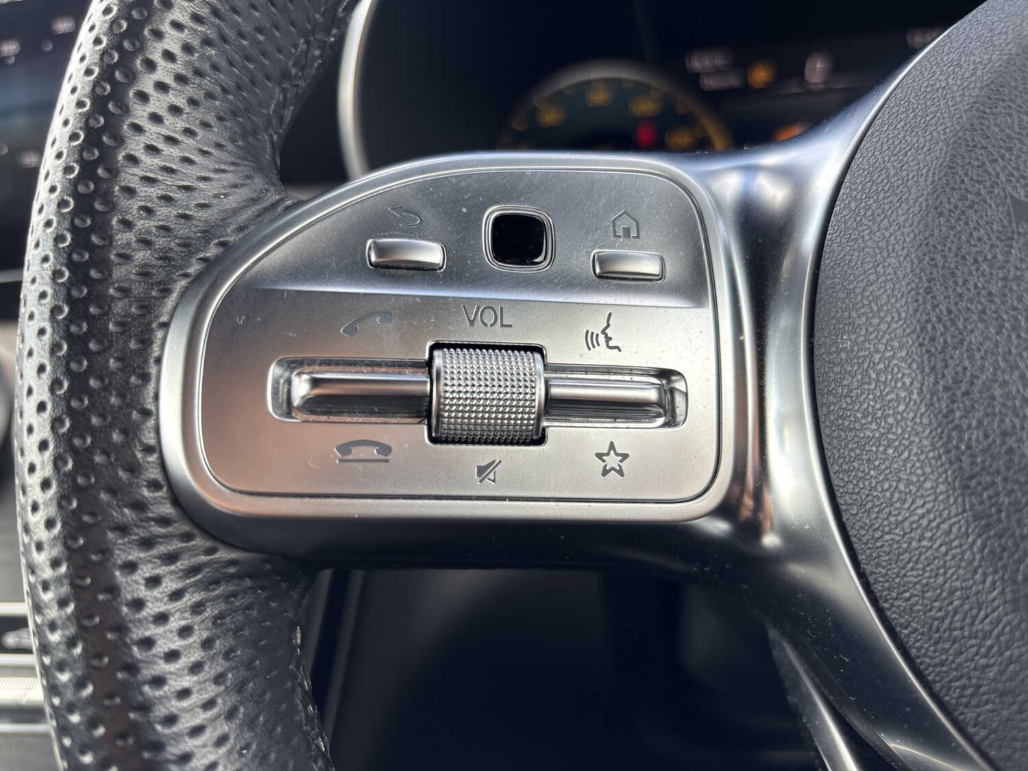 Used Mercedes-Benz GLC 2022 for sale - 75903590: Photo 23