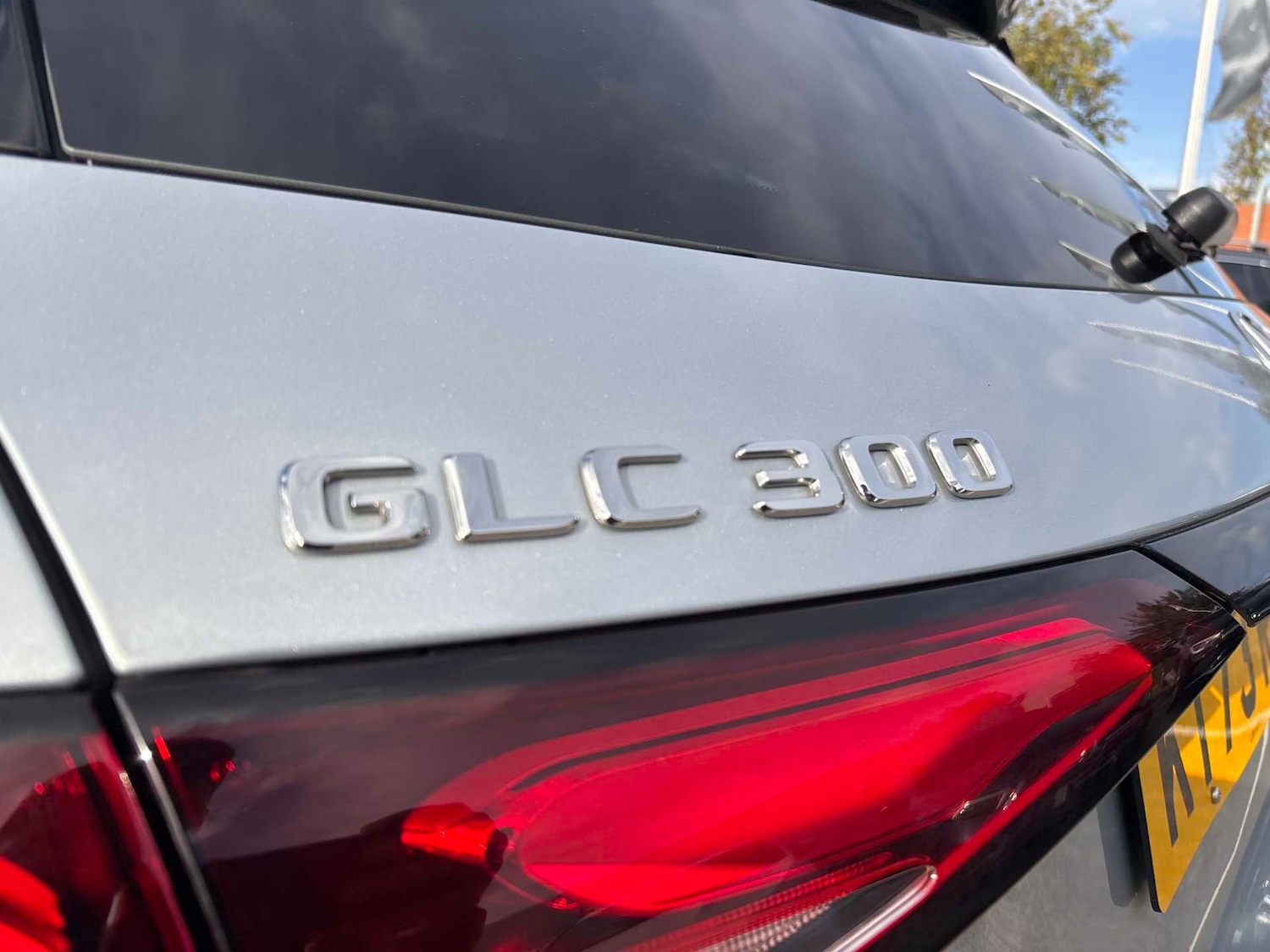 Used Mercedes-Benz GLC 2023 for sale - 76401260: Photo 16