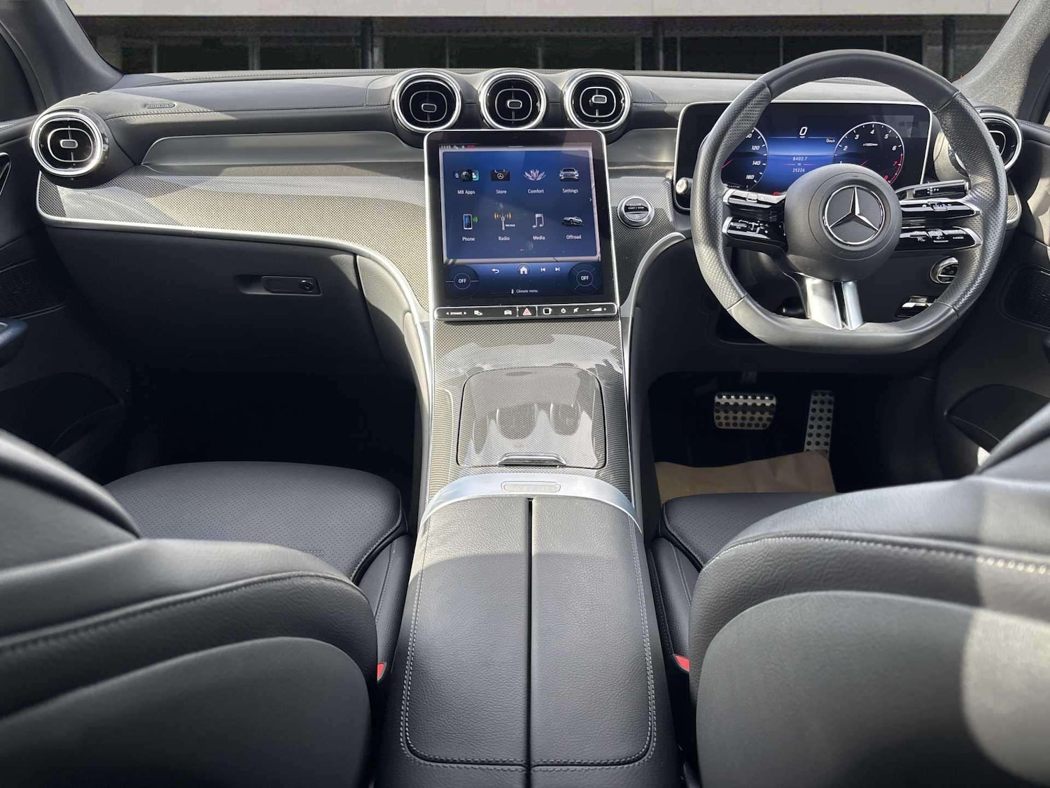 Used Mercedes-Benz GLC 2023 for sale - 76401260: Photo 21