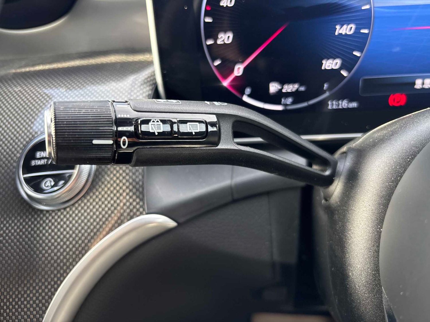 Used Mercedes-Benz GLC 2023 for sale - 76401260: Photo 26