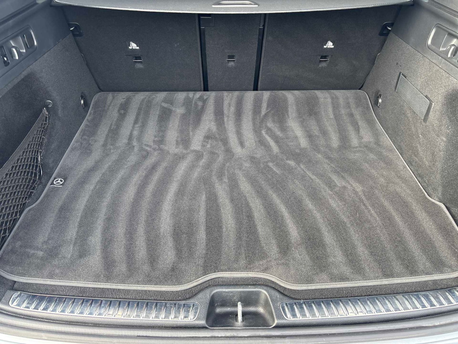 Used Mercedes-Benz GLC 2023 for sale - 76401260: Photo 7